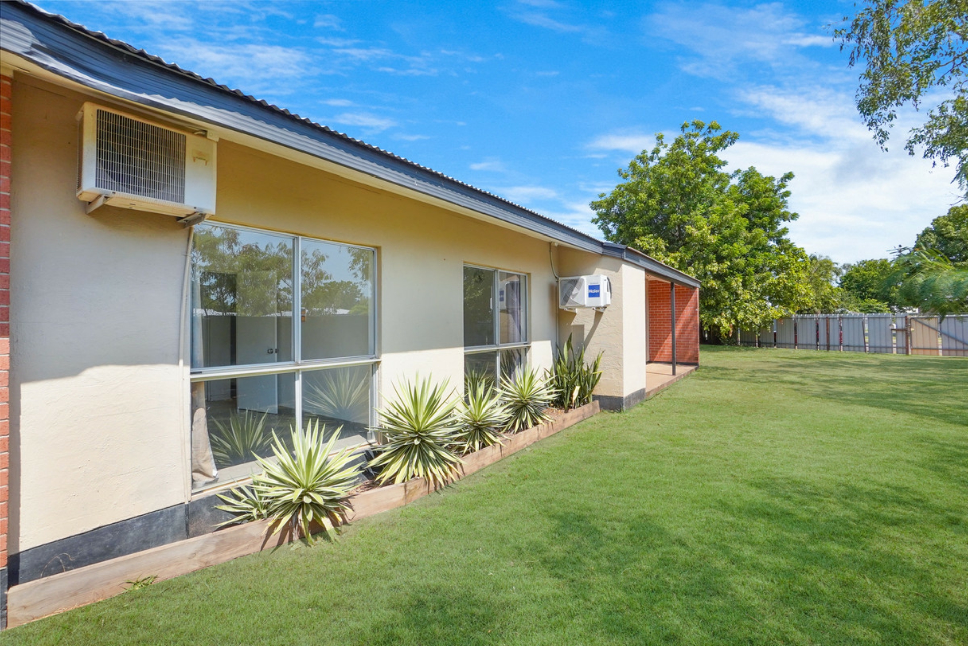 37 Bonson Terrace, MOULDEN