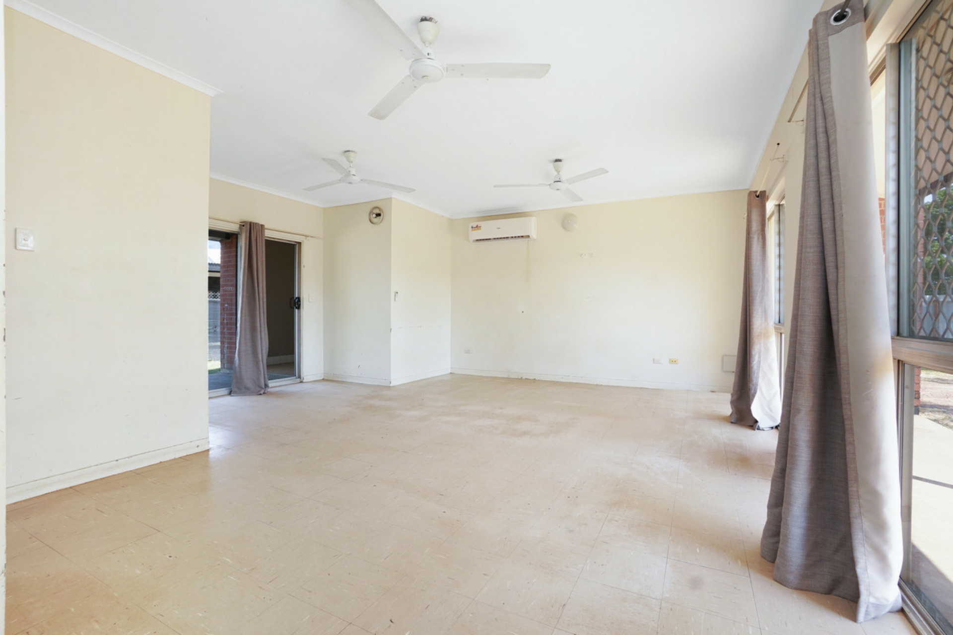 37 Bonson Terrace, MOULDEN