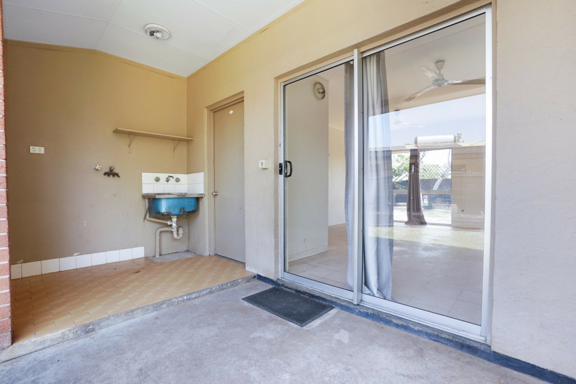 37 Bonson Terrace, MOULDEN