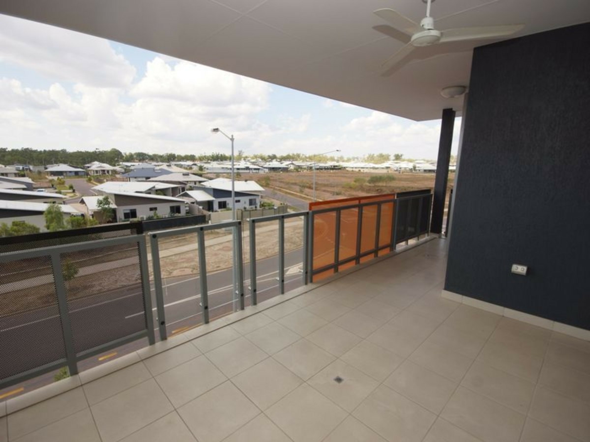 4302/2 Brisbane Crescent, JOHNSTON
