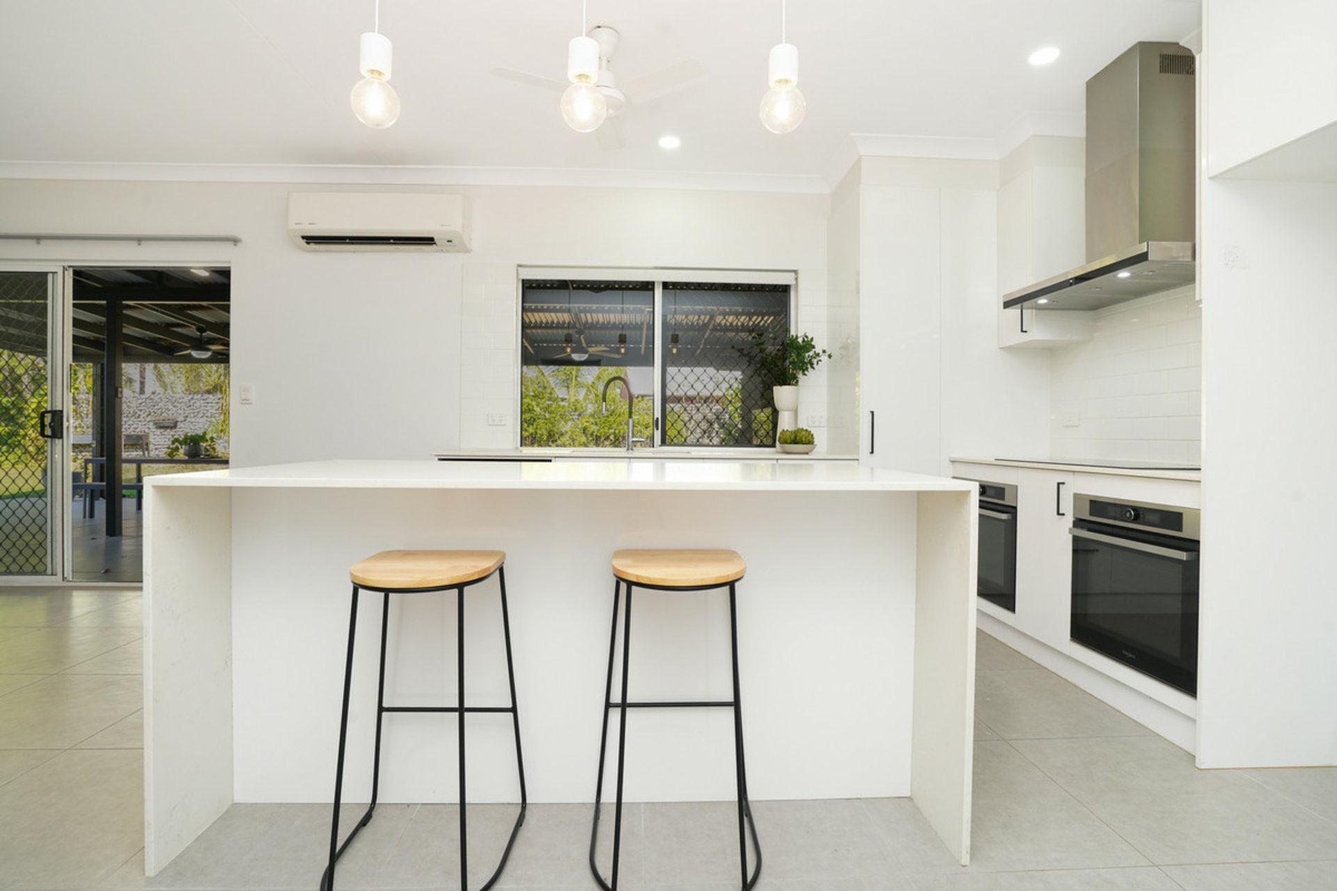 8 Maranthes Place, DURACK