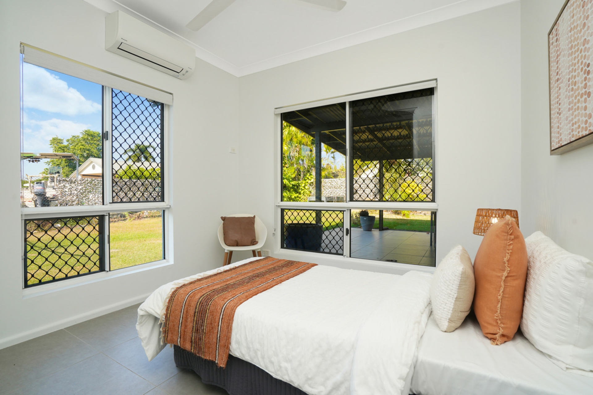 8 Maranthes Place, DURACK