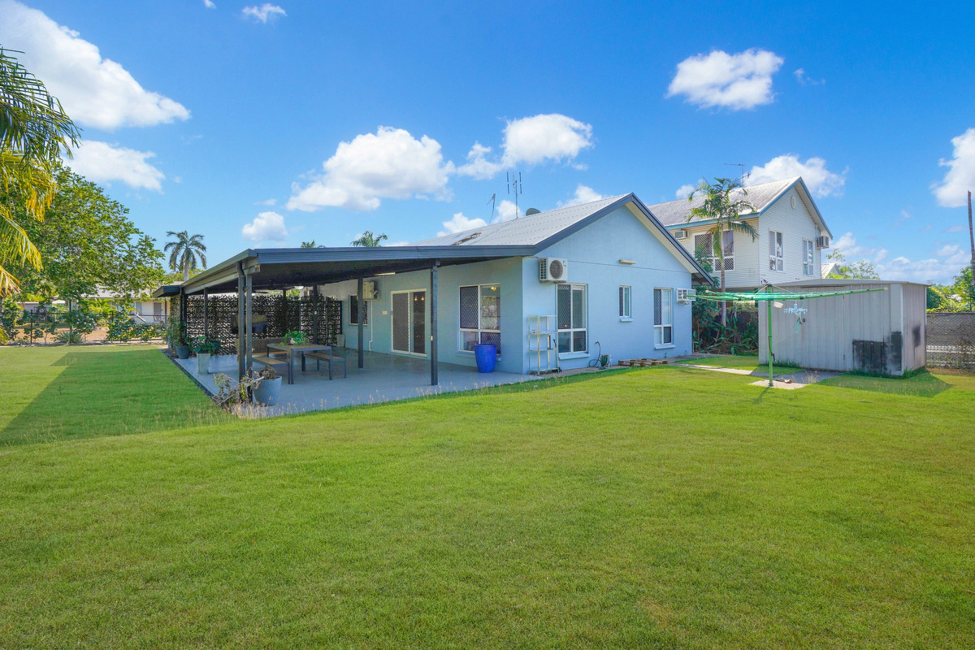 8 Maranthes Place, DURACK