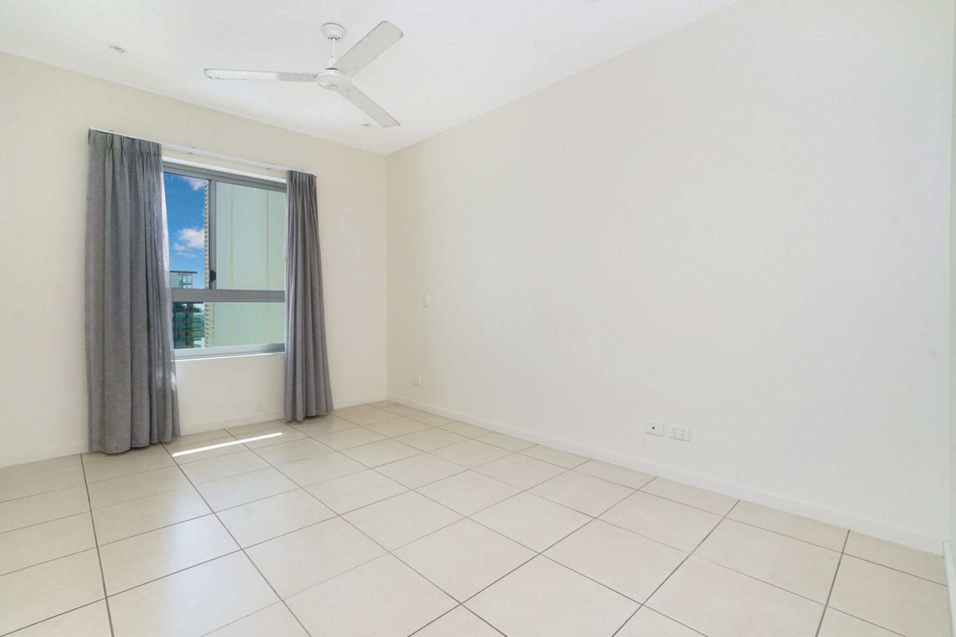 2703/43E Knuckey Street, DARWIN CITY