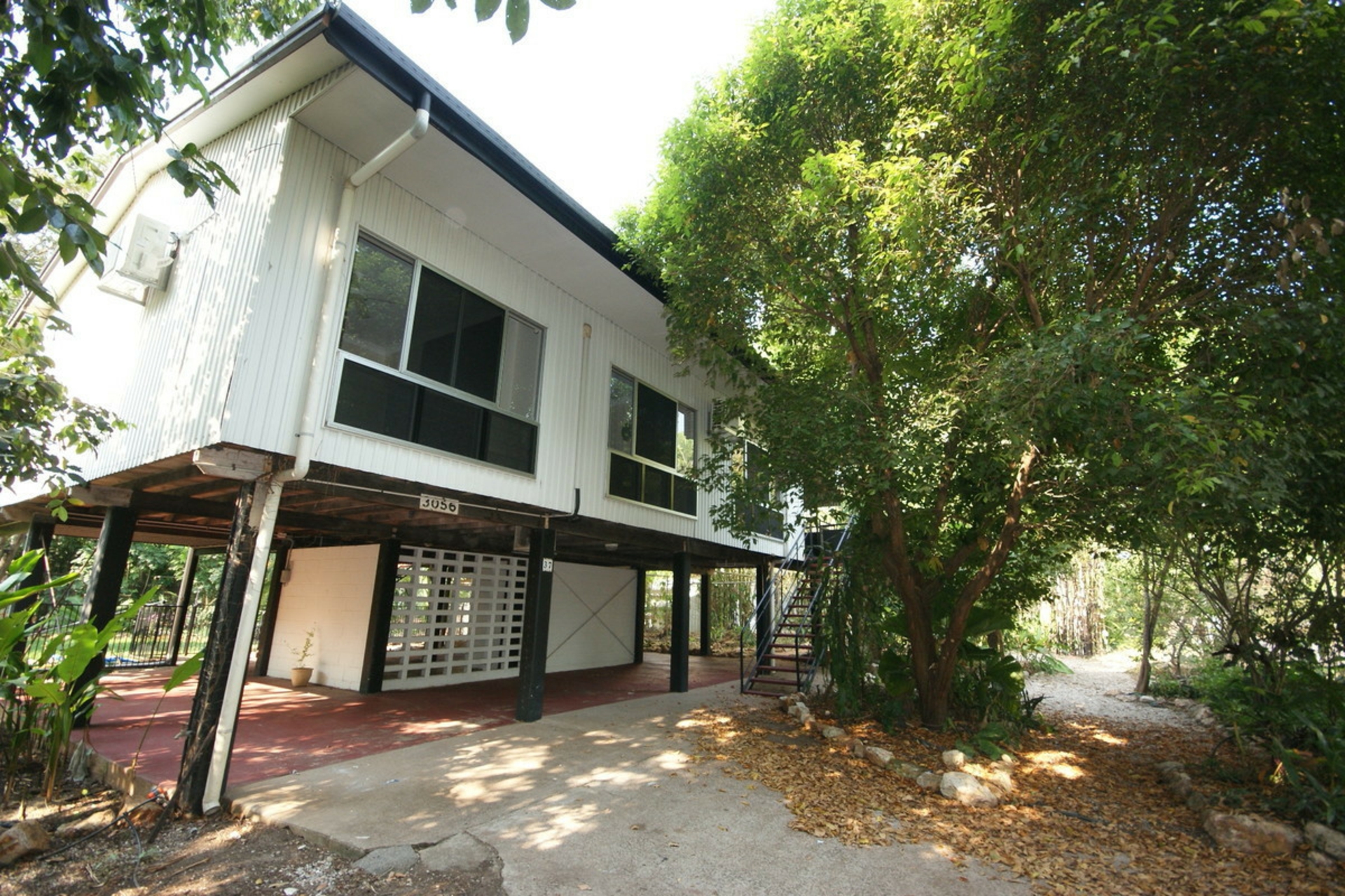 37 Gaden Circuit, JINGILI
