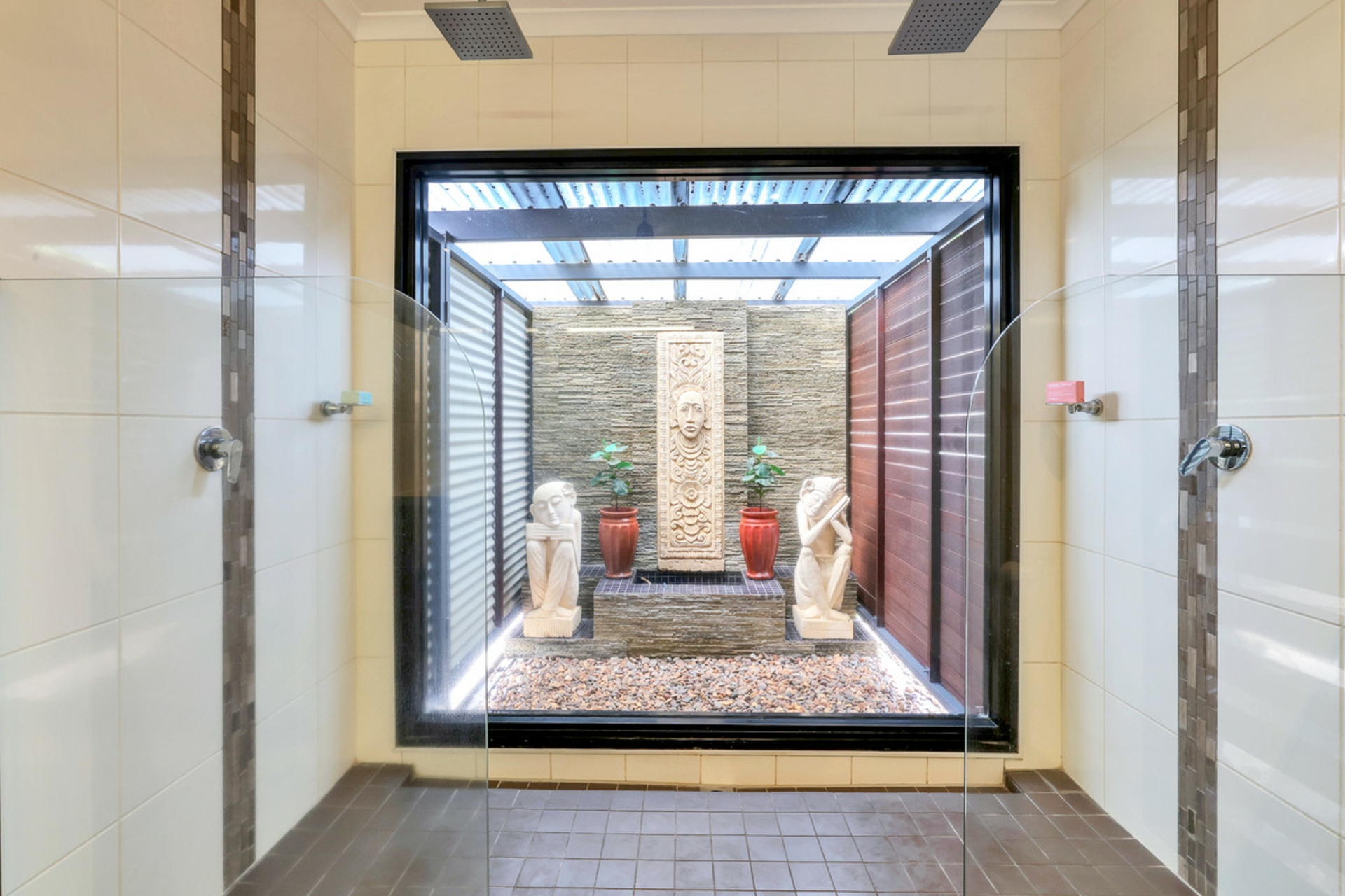 19 Bedford Court, DURACK