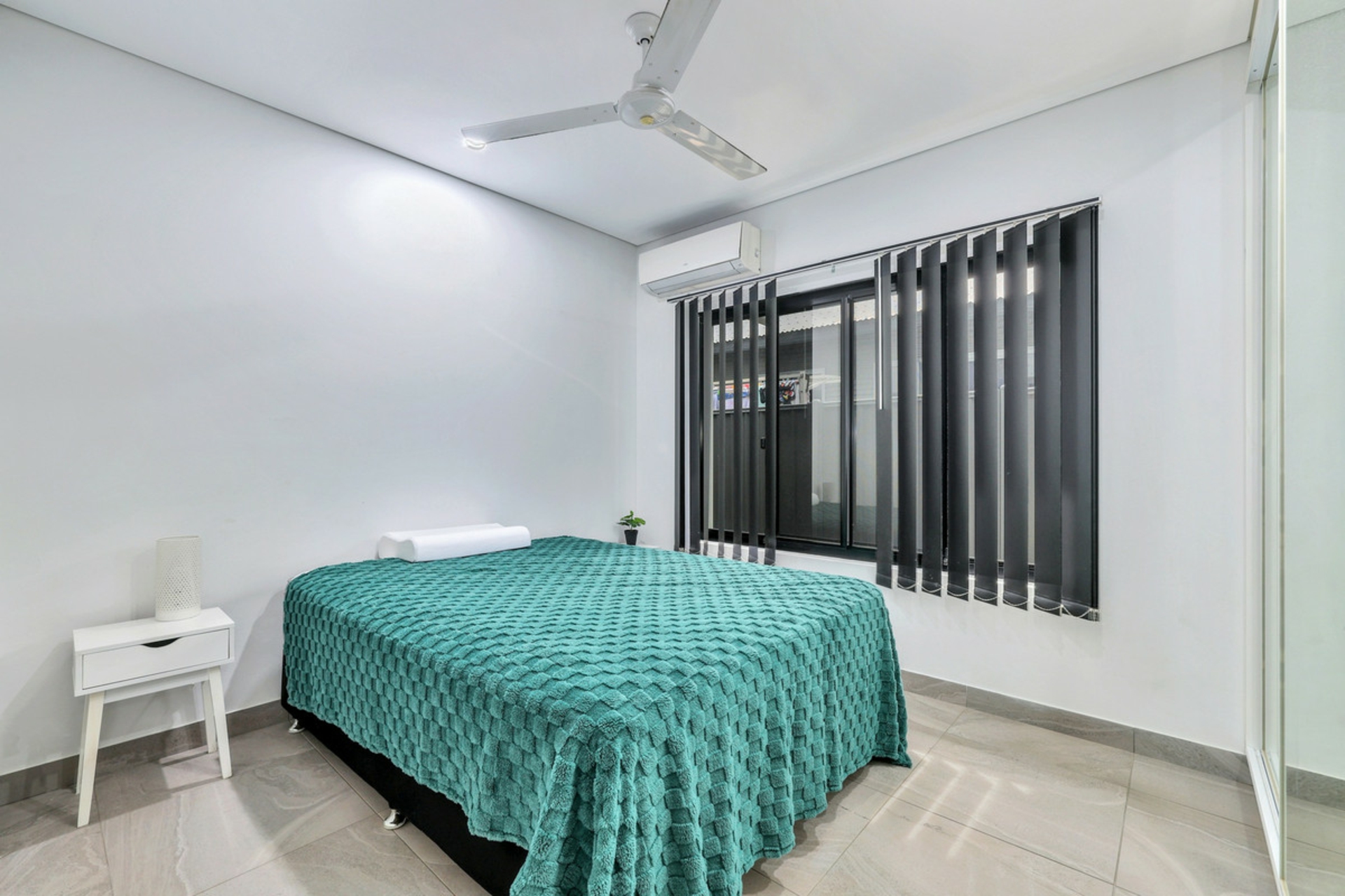 27 King Street, DURACK