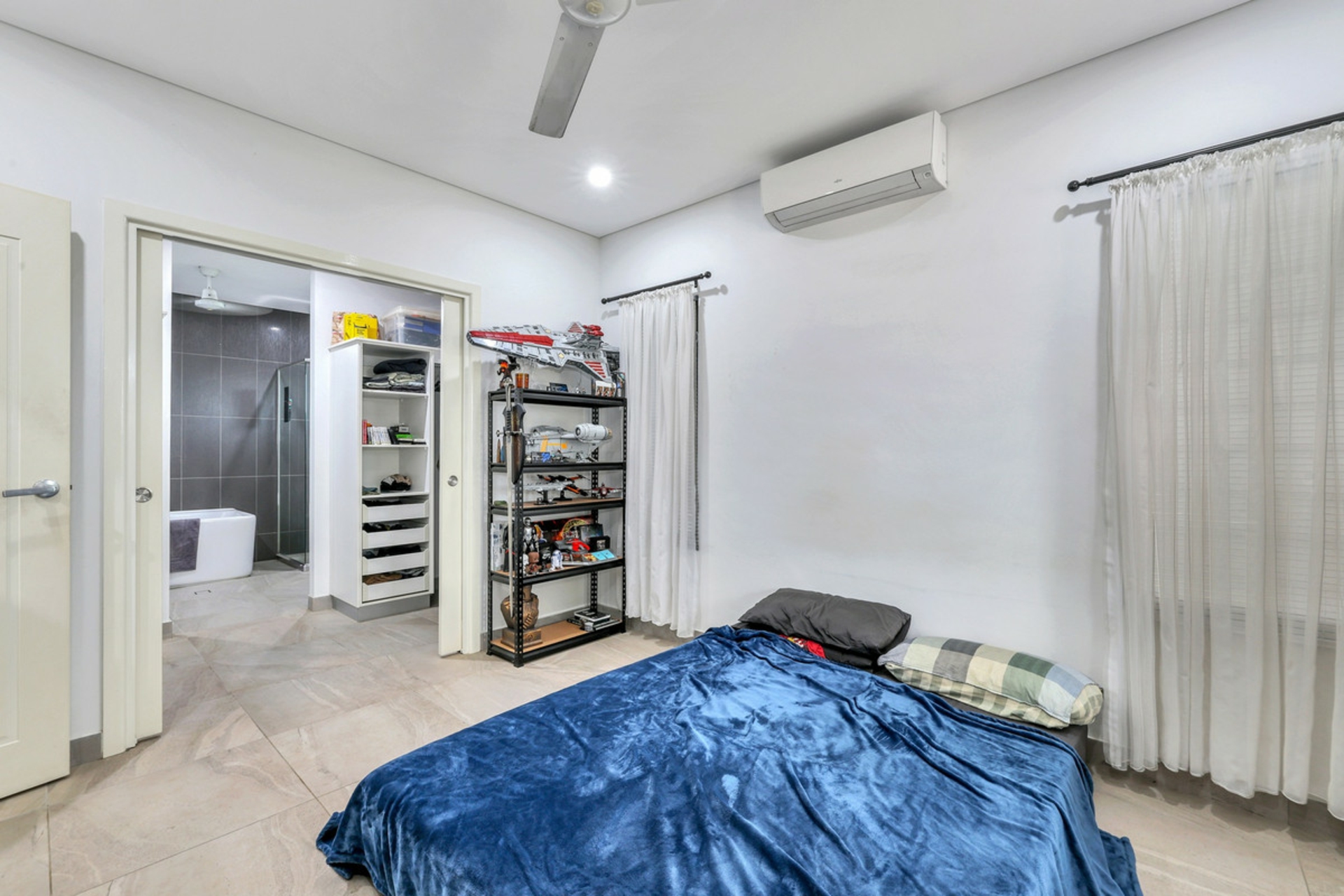 27 King Street, DURACK