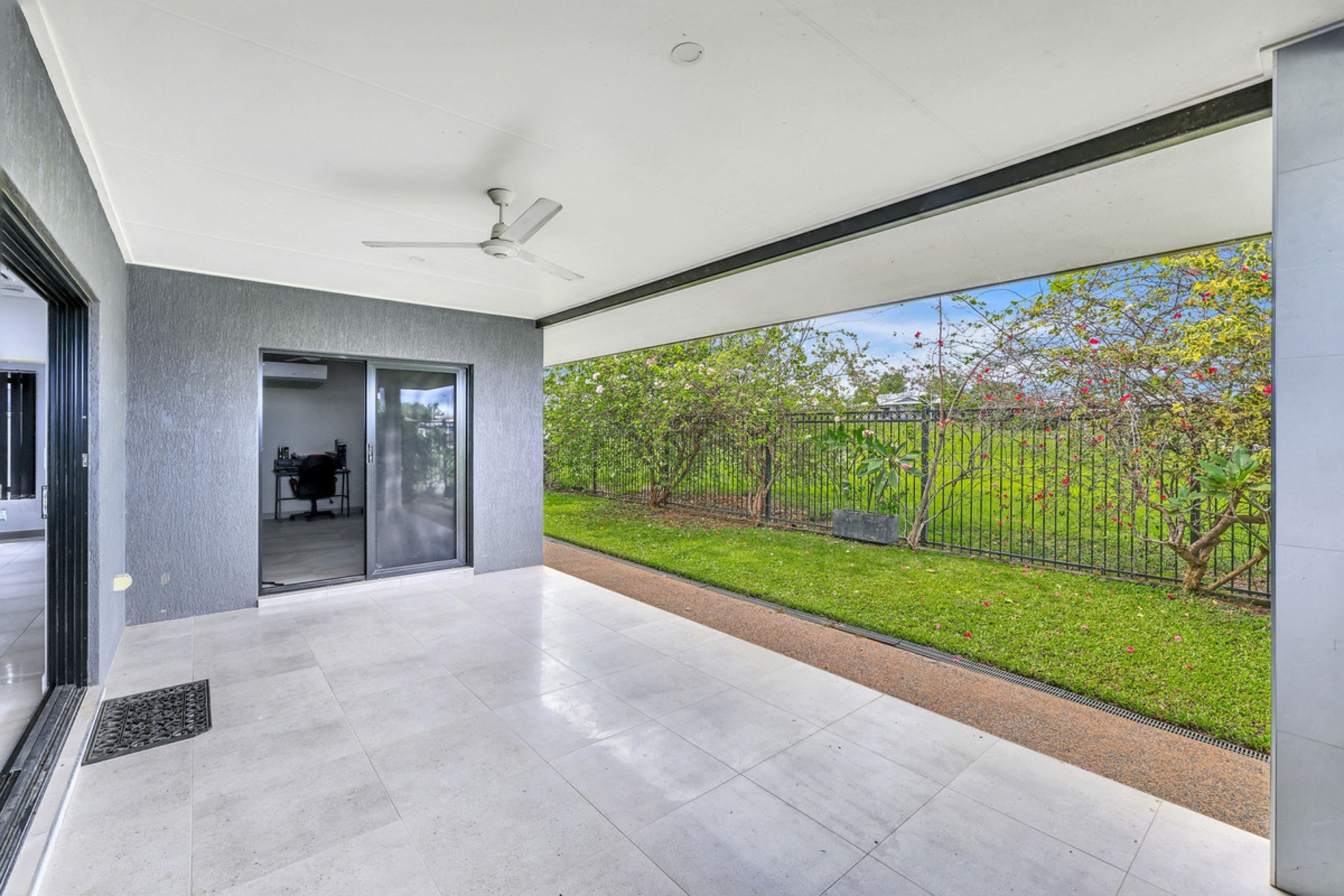 27 King Street, DURACK