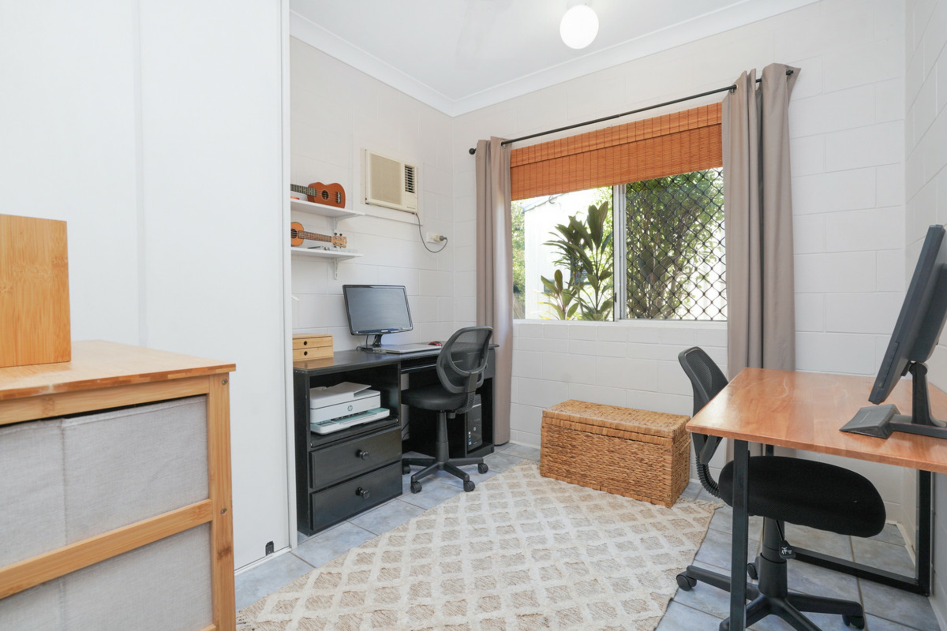 14 Connaught Court, BAKEWELL