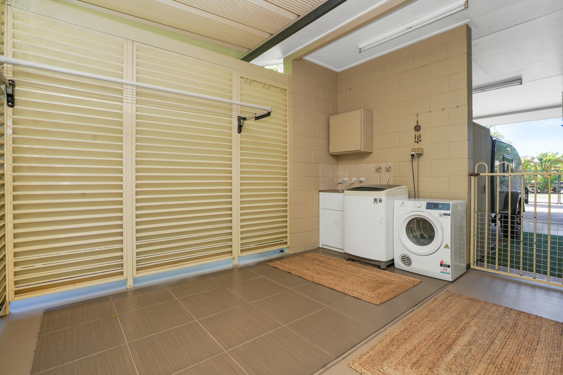 14 Connaught Court, BAKEWELL