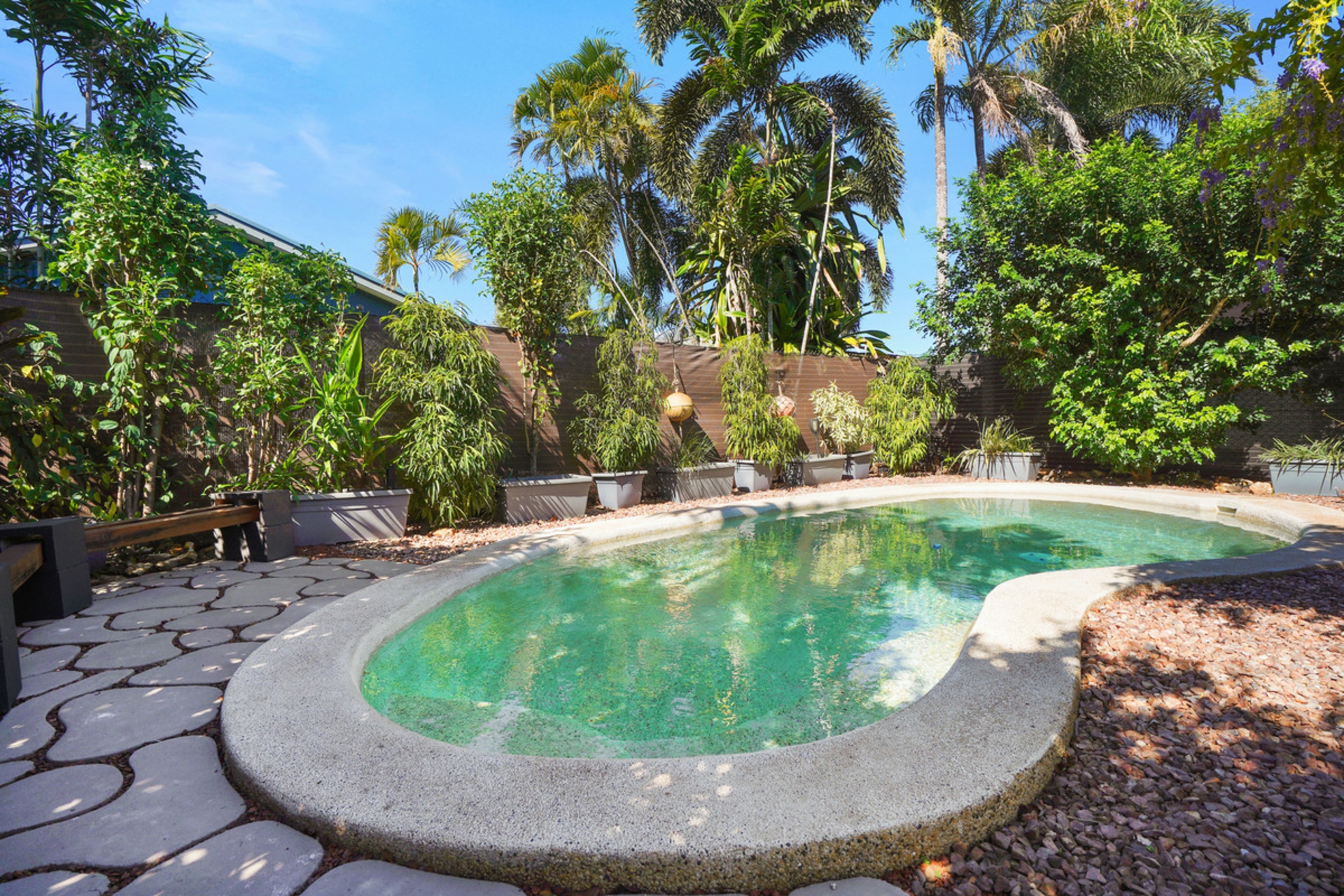 14 Connaught Court, BAKEWELL
