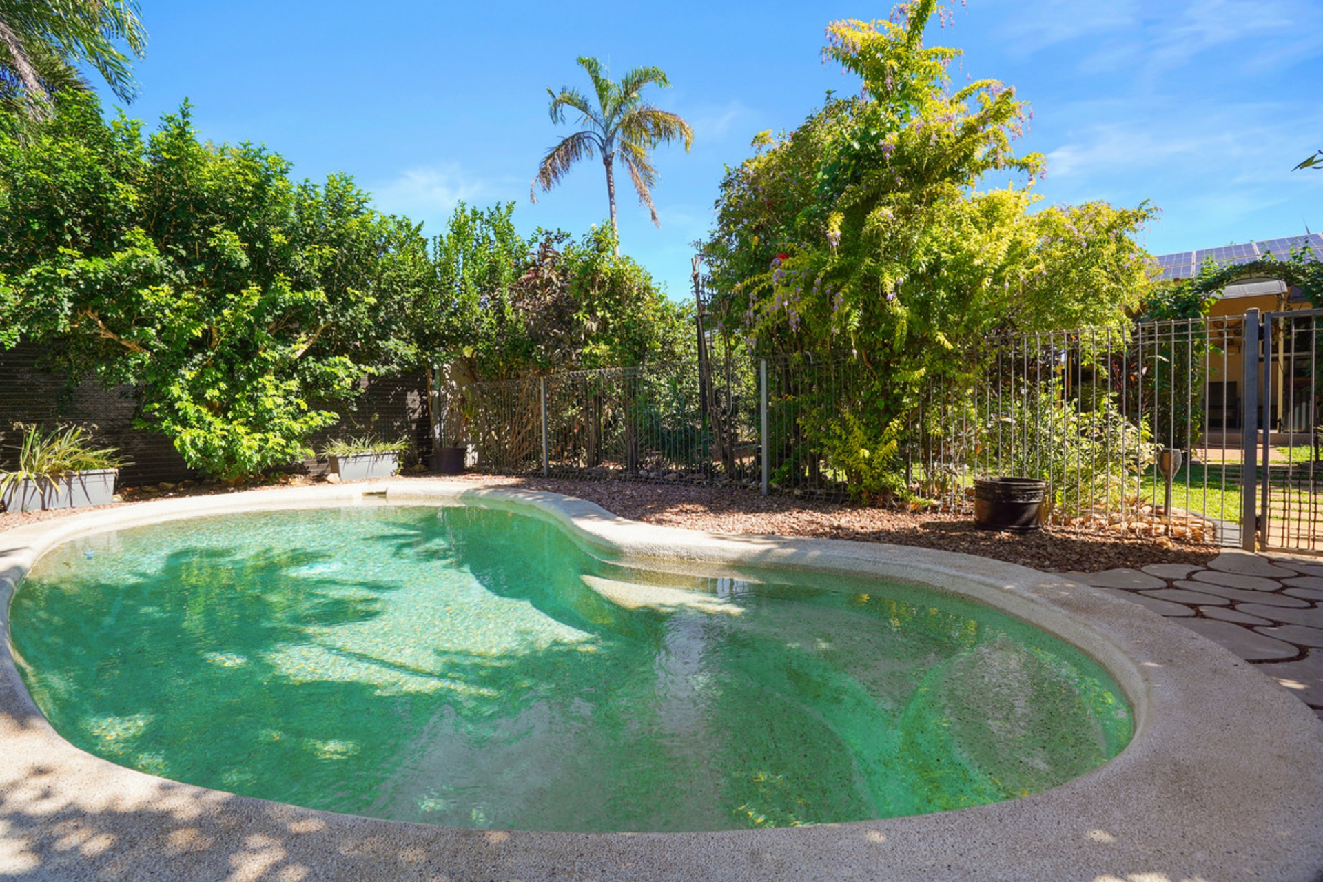 14 Connaught Court, BAKEWELL