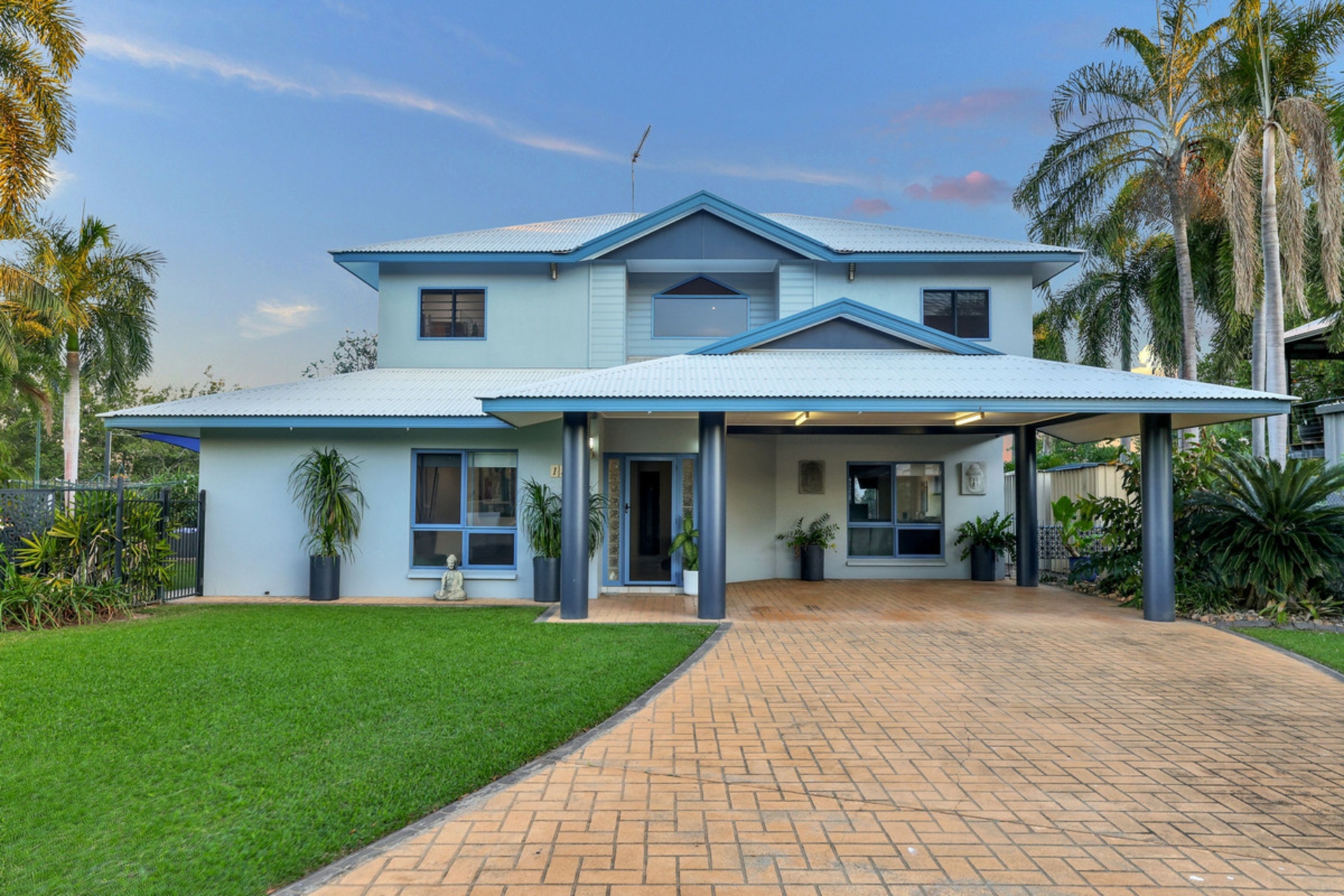 13 Crown Court, DURACK