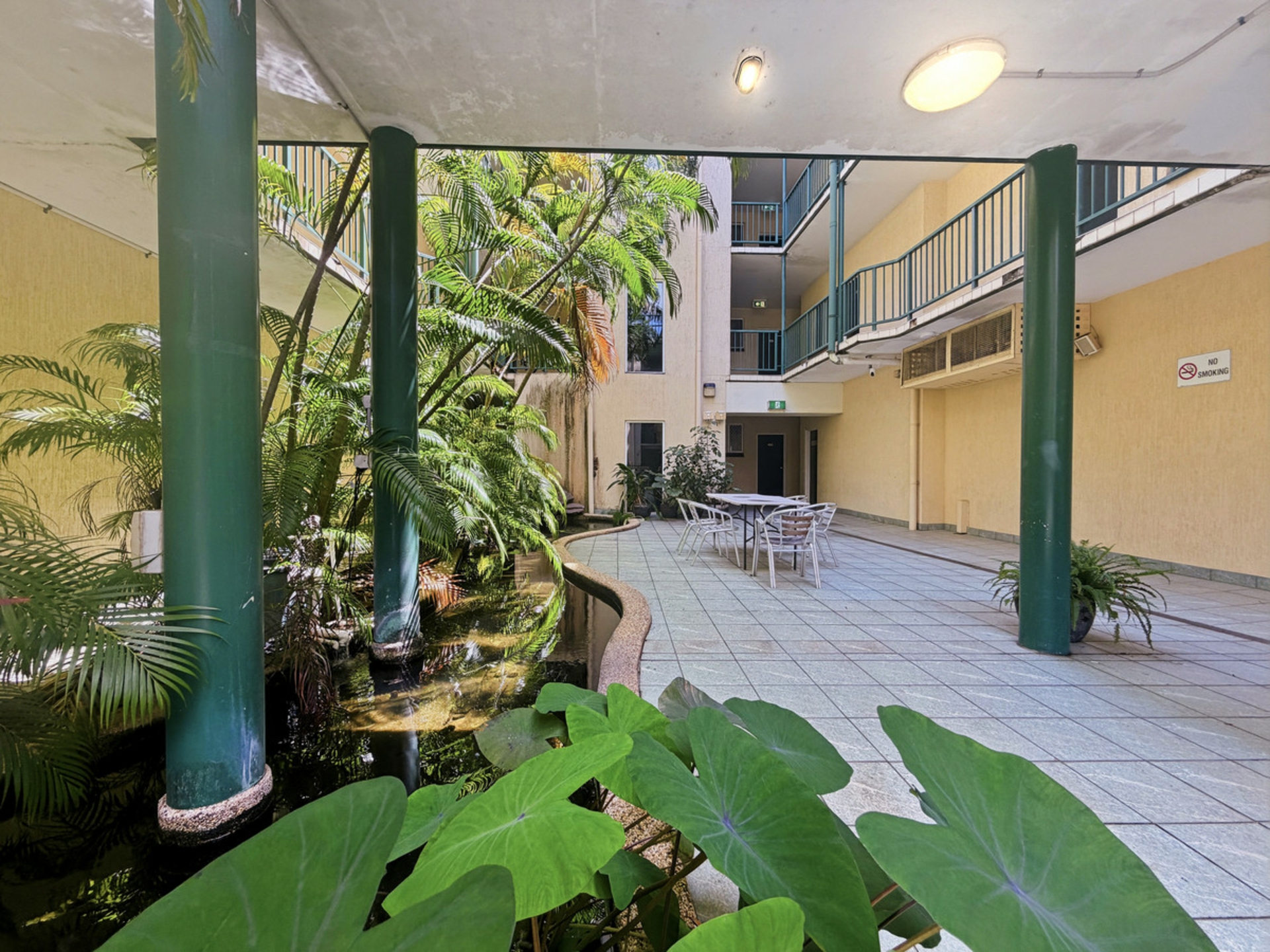 81 Cavenagh Street — photo 3 of 8