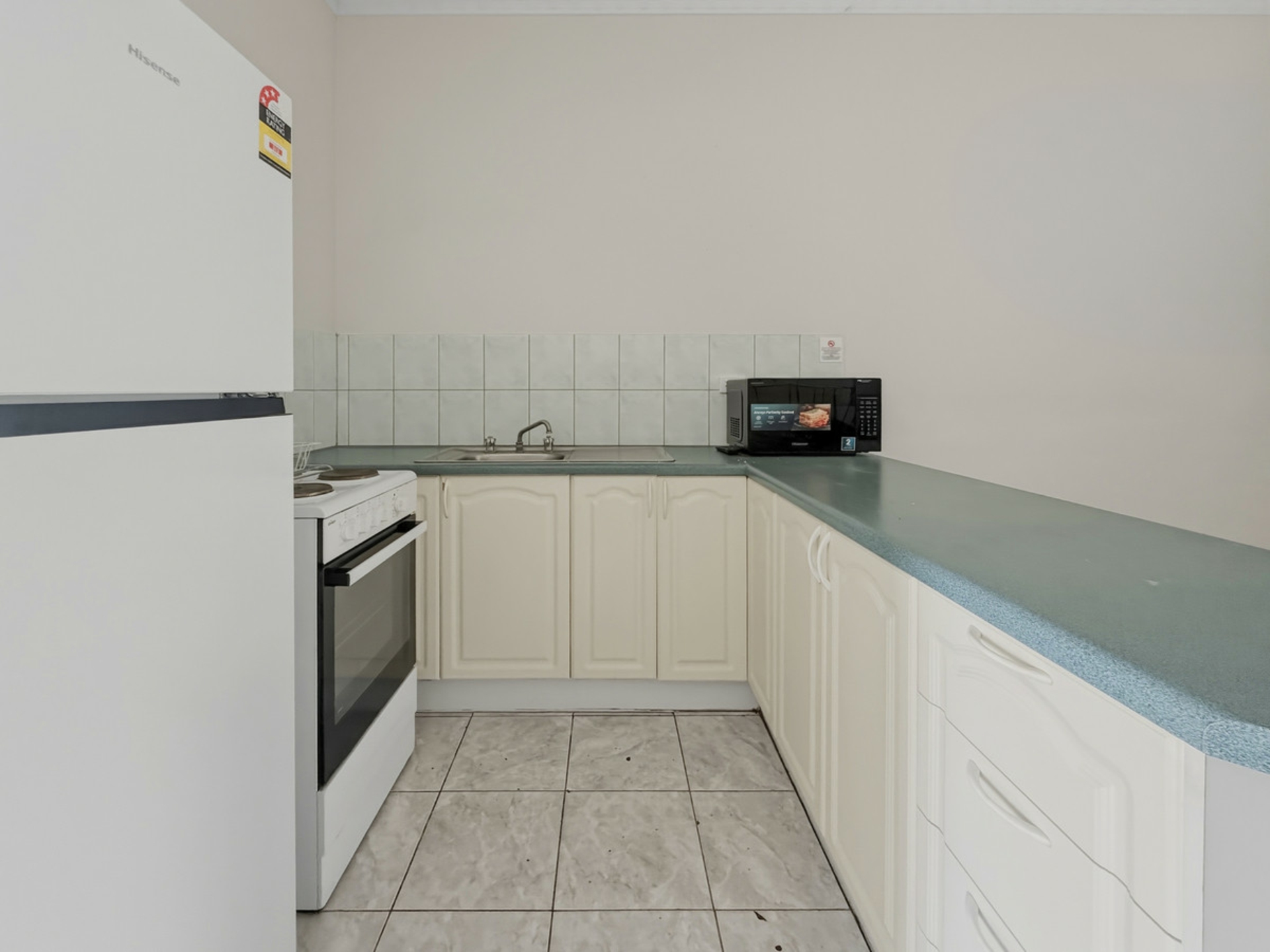 81 Cavenagh Street — photo 4 of 8