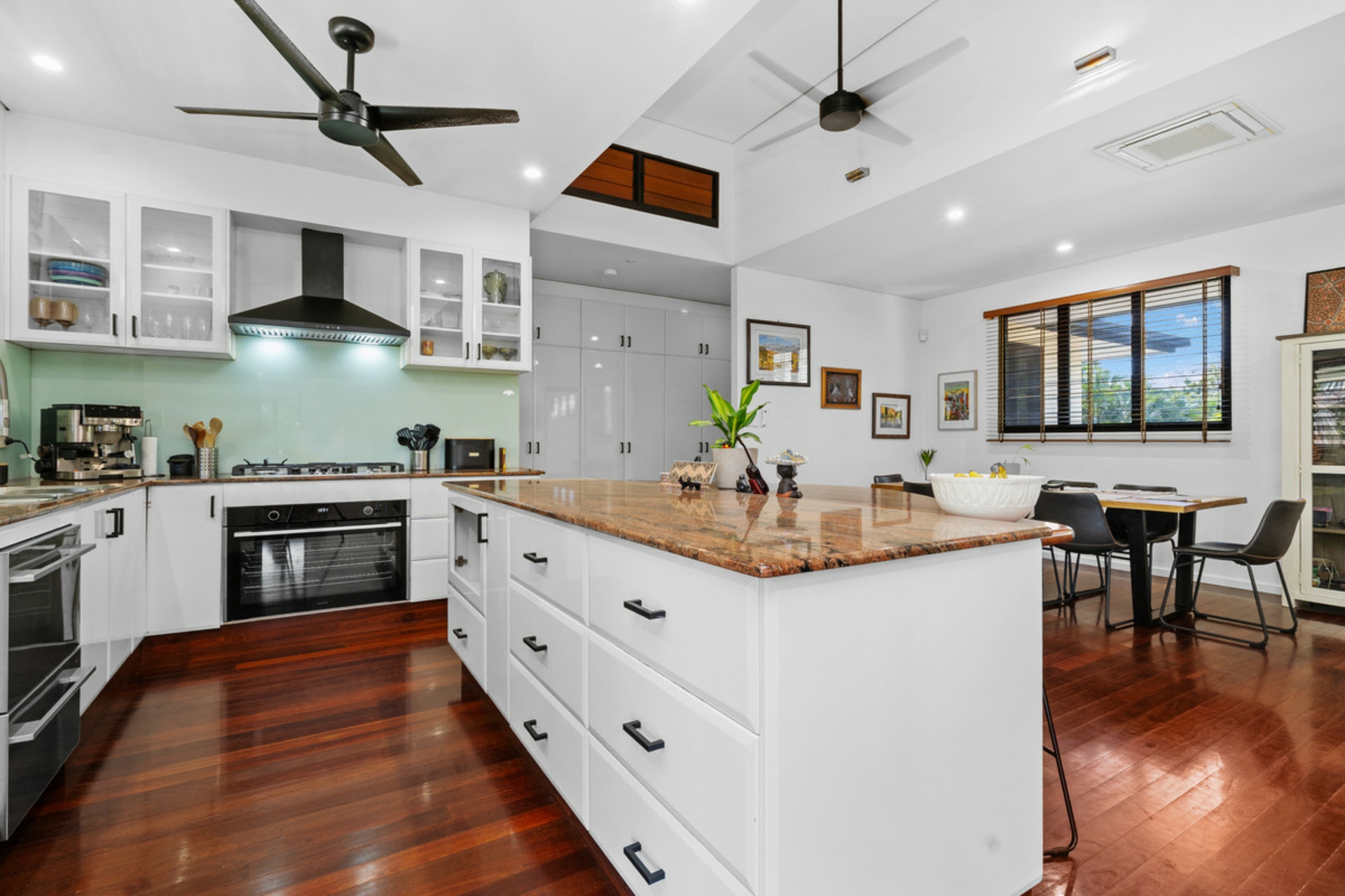 7 Stoddart Drive — photo 10 of 30