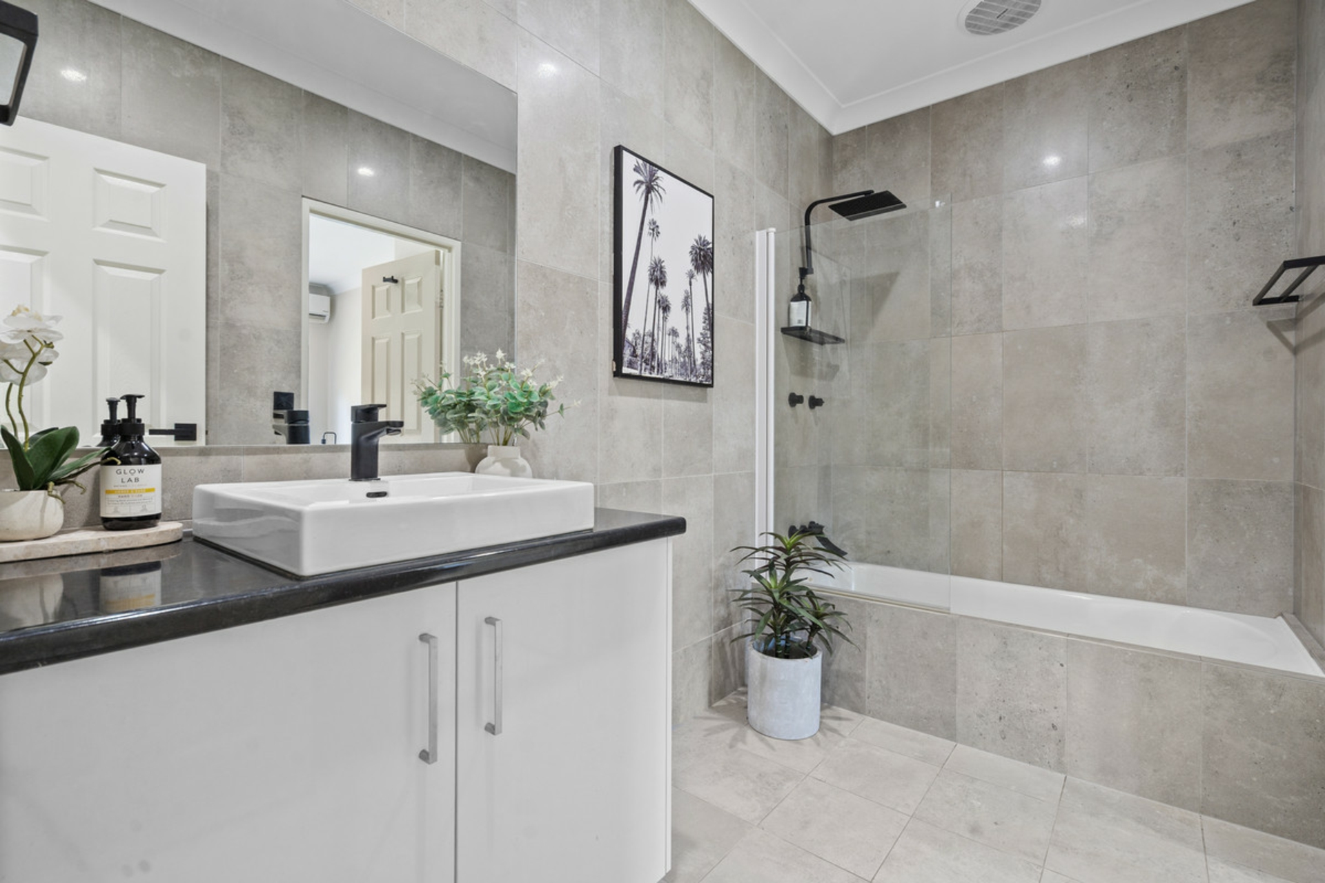 6/11 Sonder Crescent — photo 5 of 20
