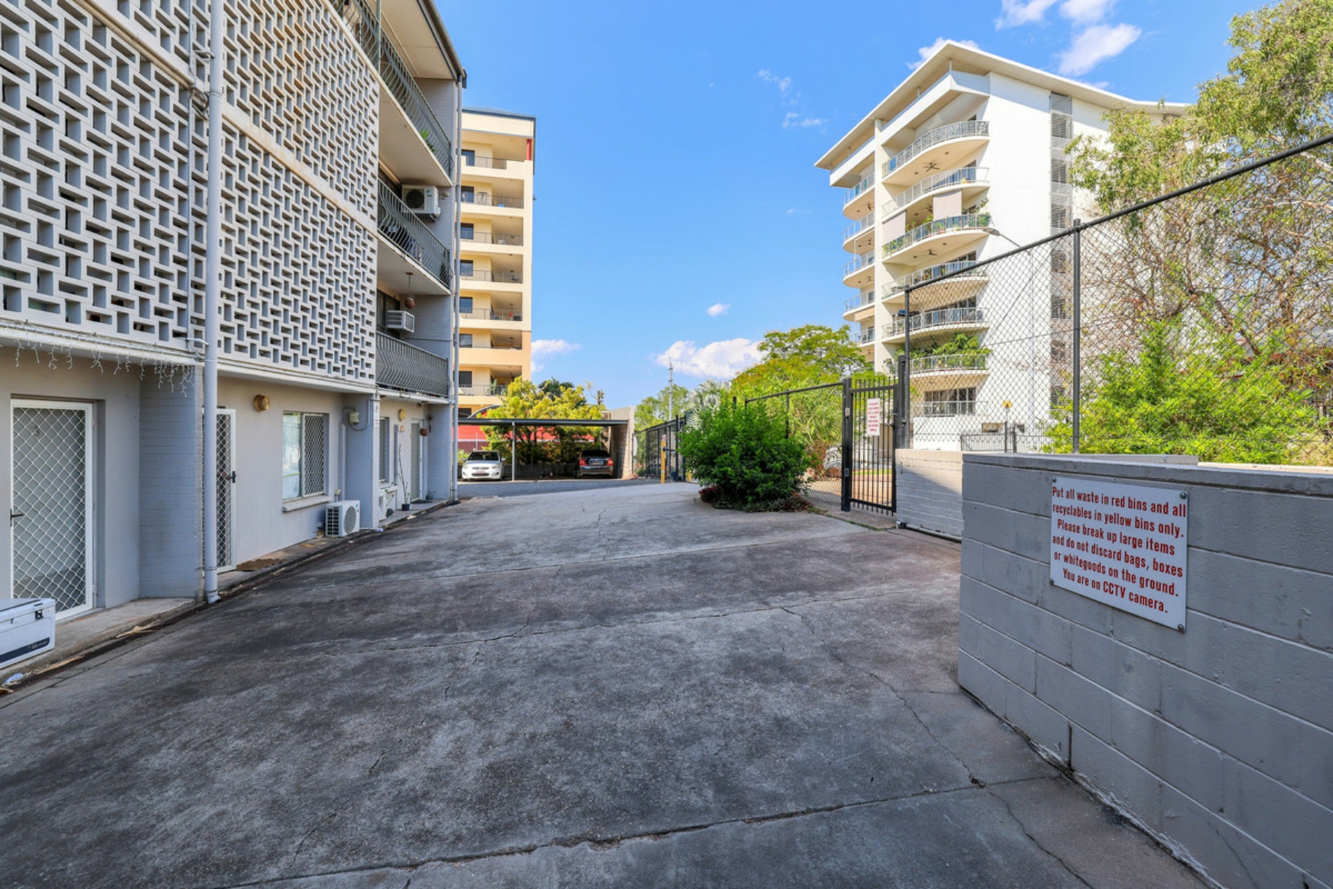 2/86 Woods Street — photo 7 of 9