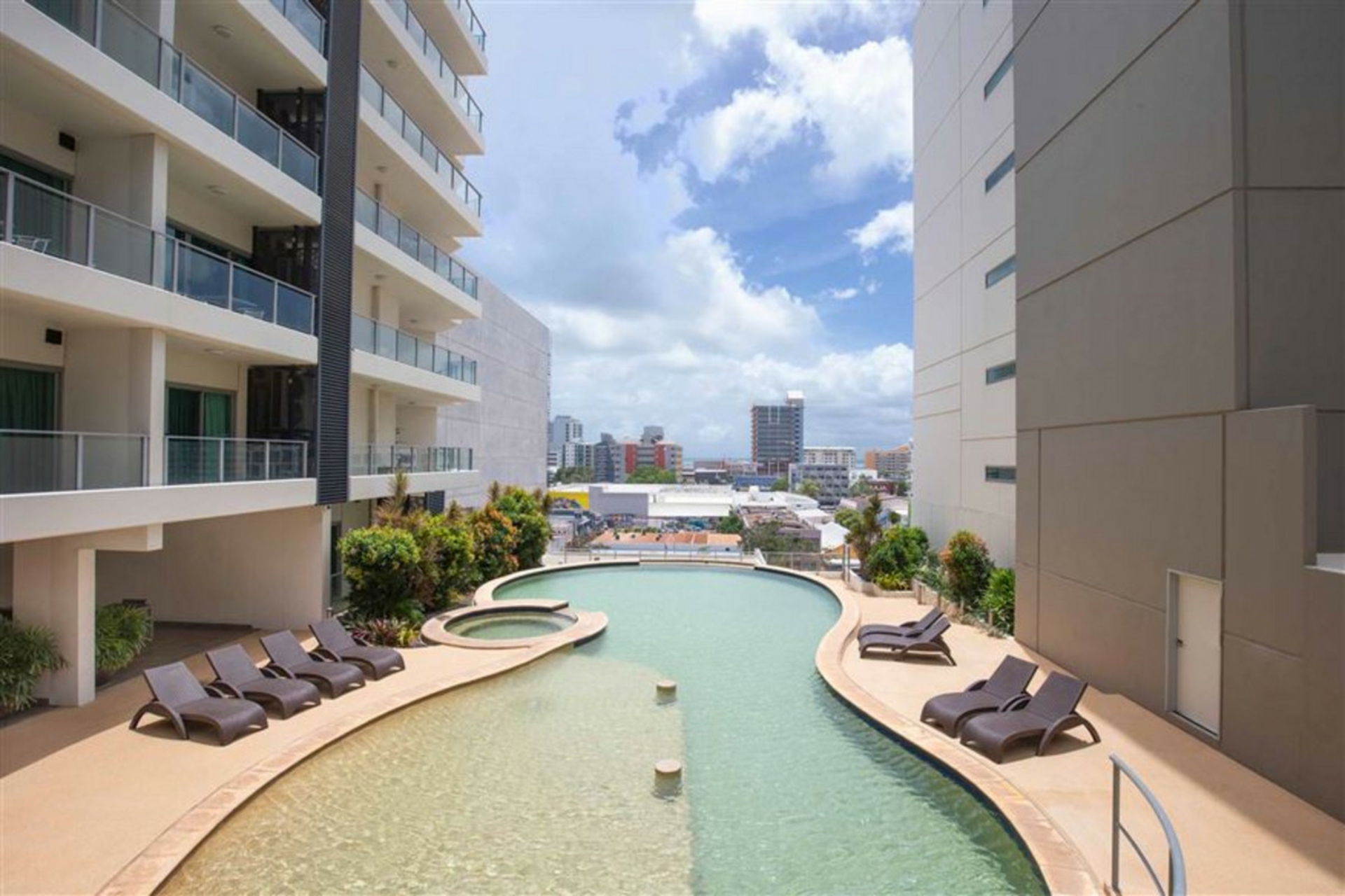 709/43B Knuckey Street — photo from LJ Hooker Darwin
