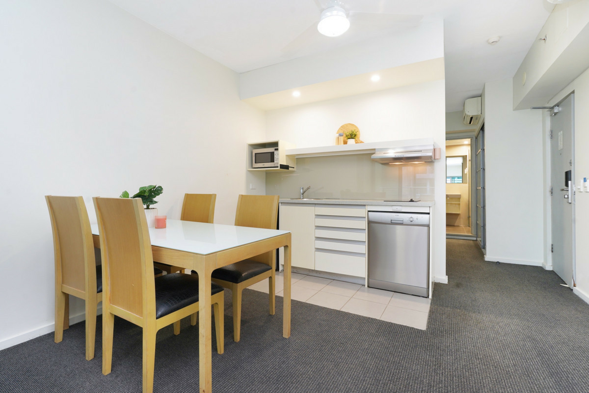 1512/43B Knuckey Street — photo 2 of 11