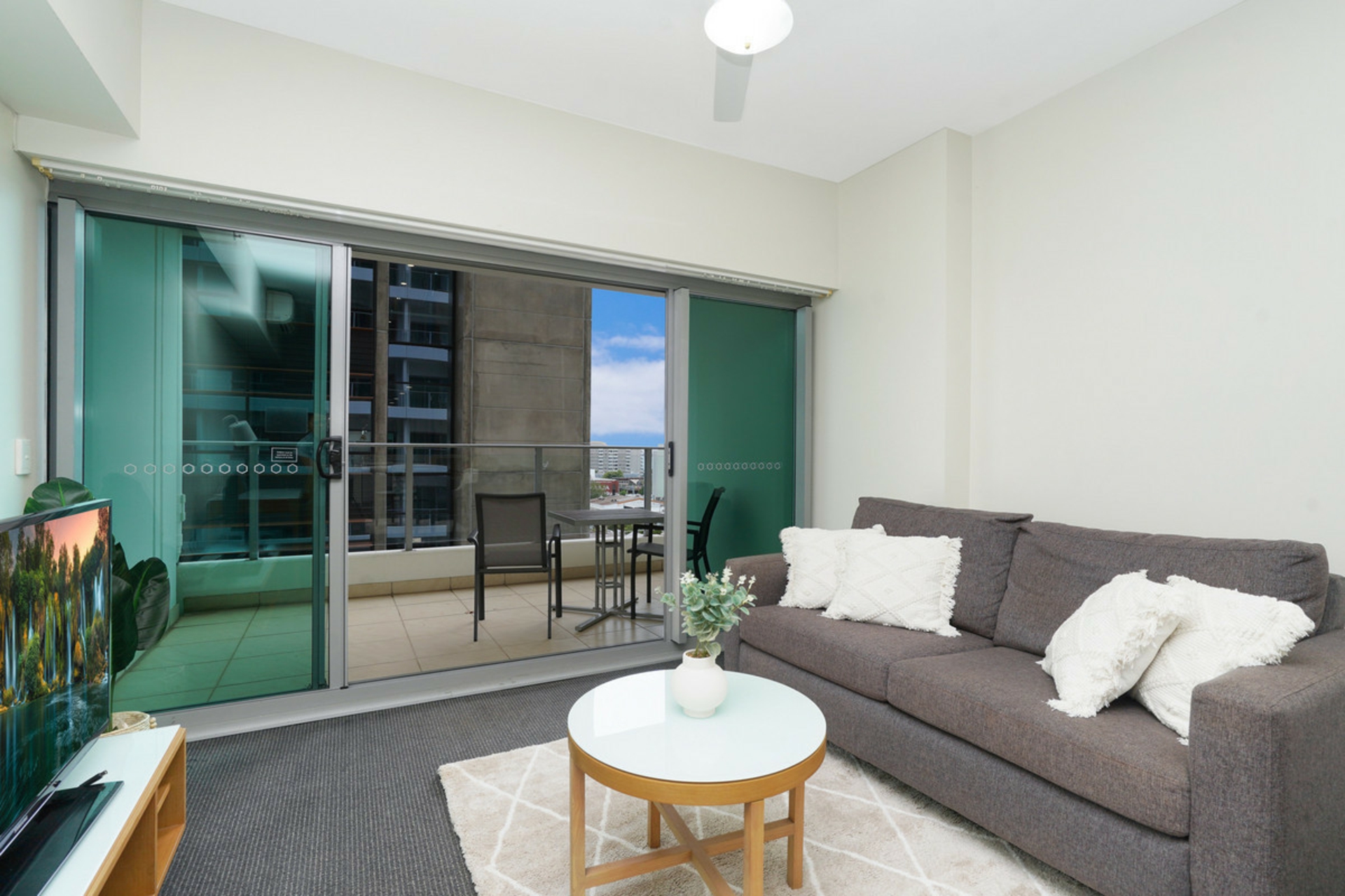 1512/43B Knuckey Street — photo 4 of 11