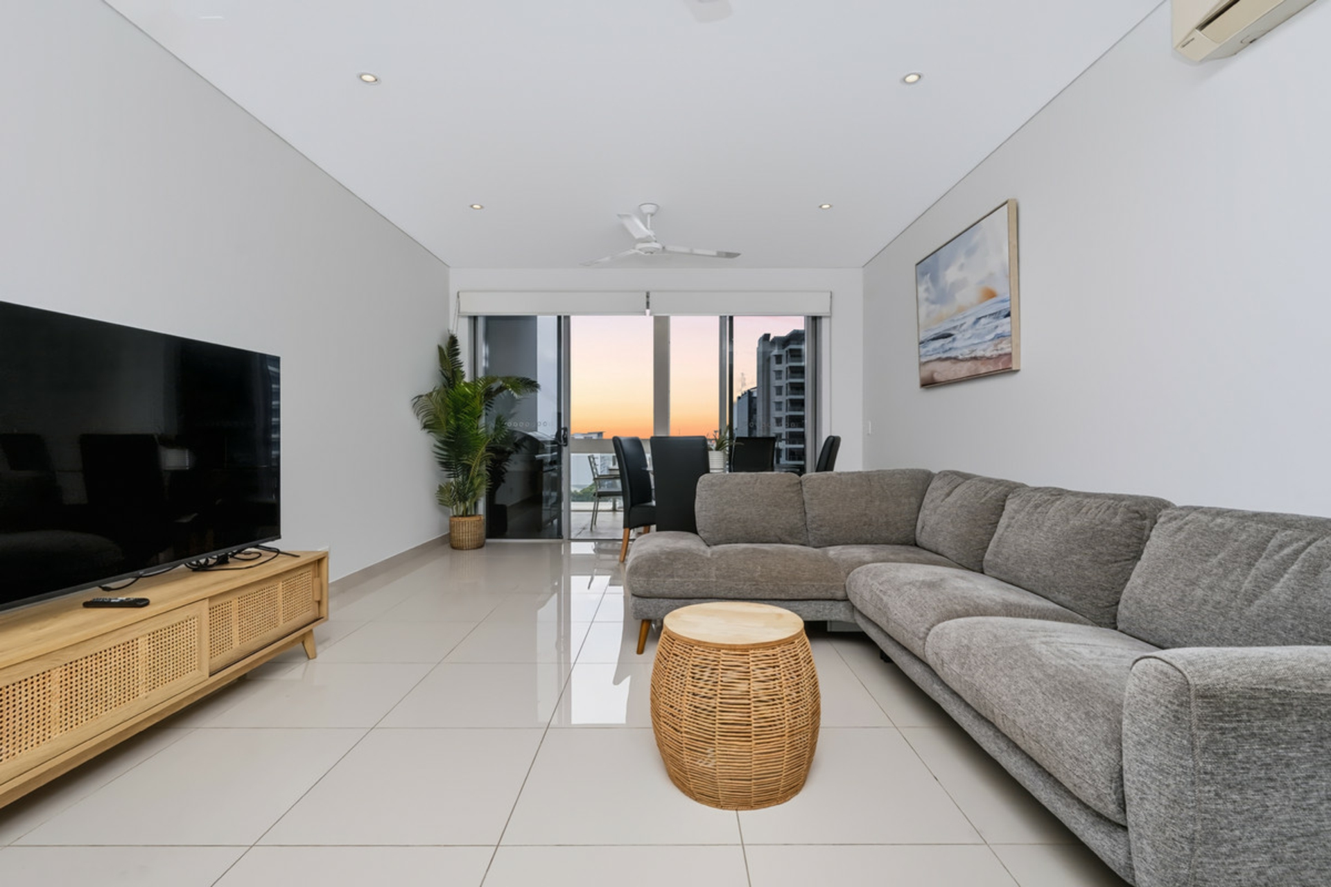 67/39 Cavenagh Street — photo 11 of 22