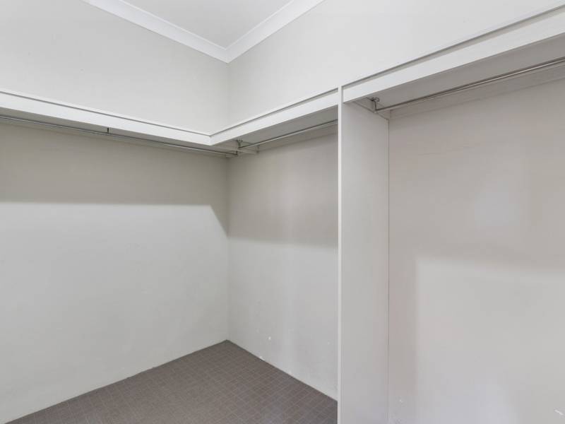 4 Tringa Rise, EAST CANNINGTON