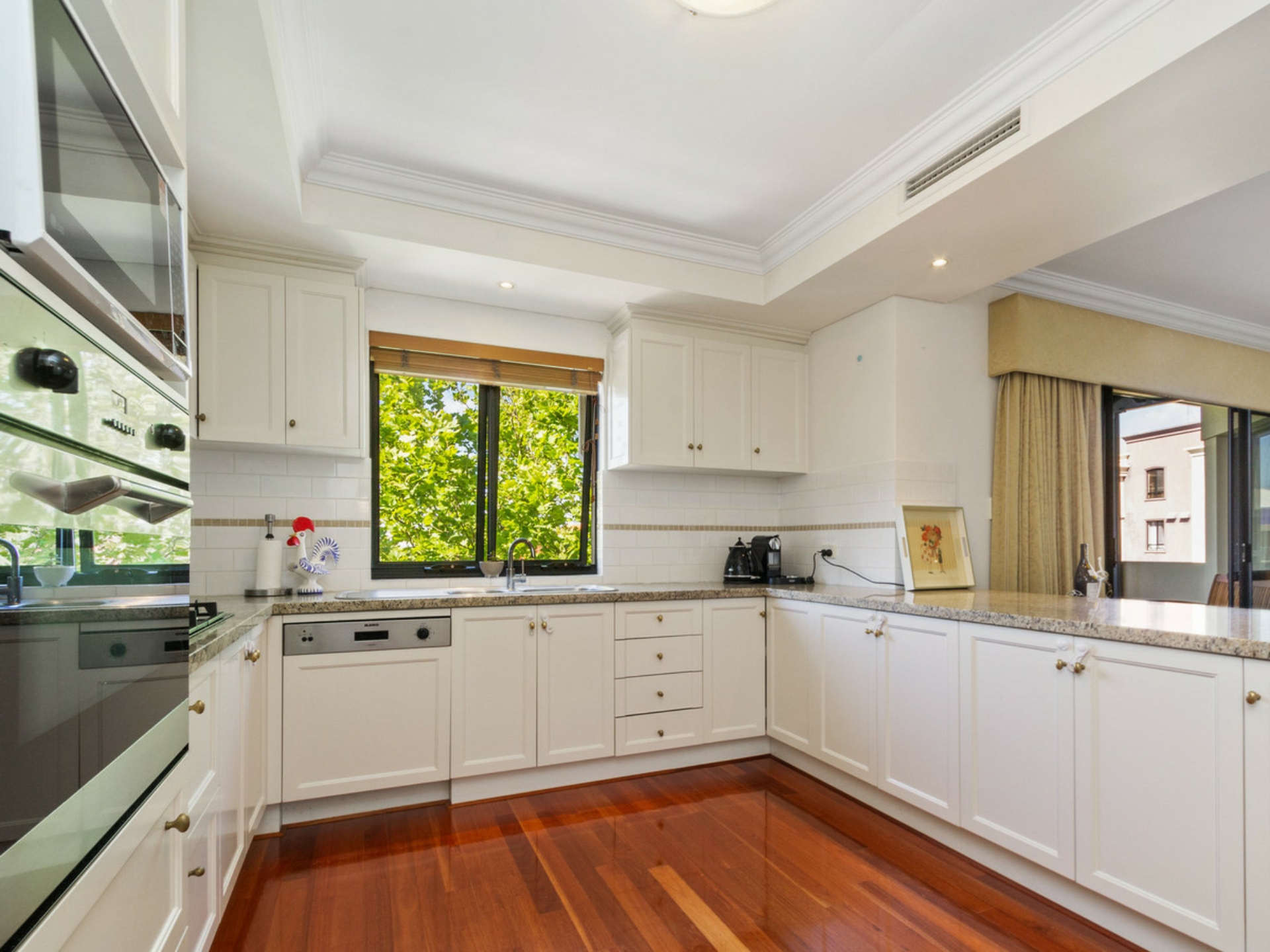 10/35 Haig Park Circle, EAST PERTH