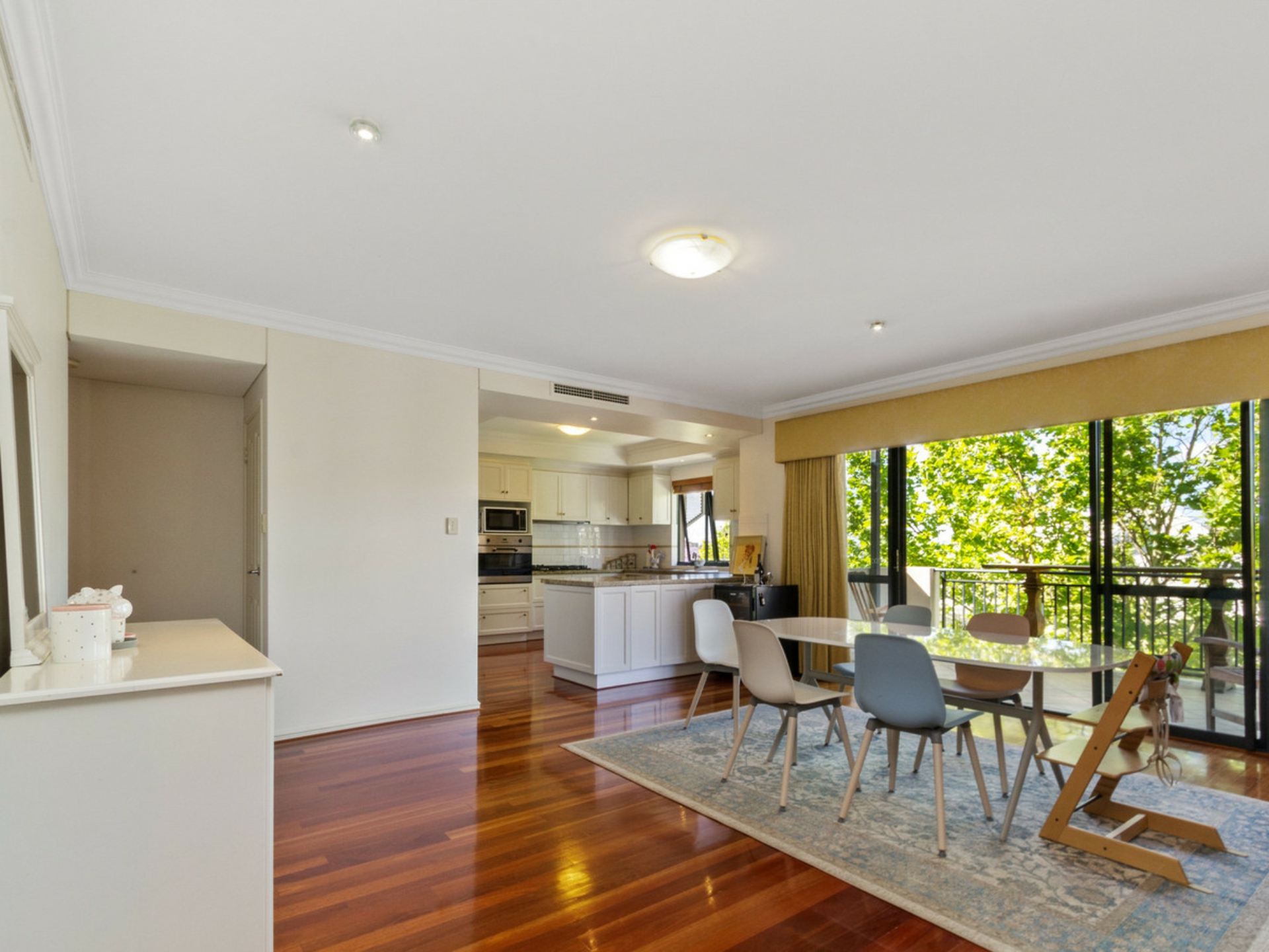 10/35 Haig Park Circle, EAST PERTH