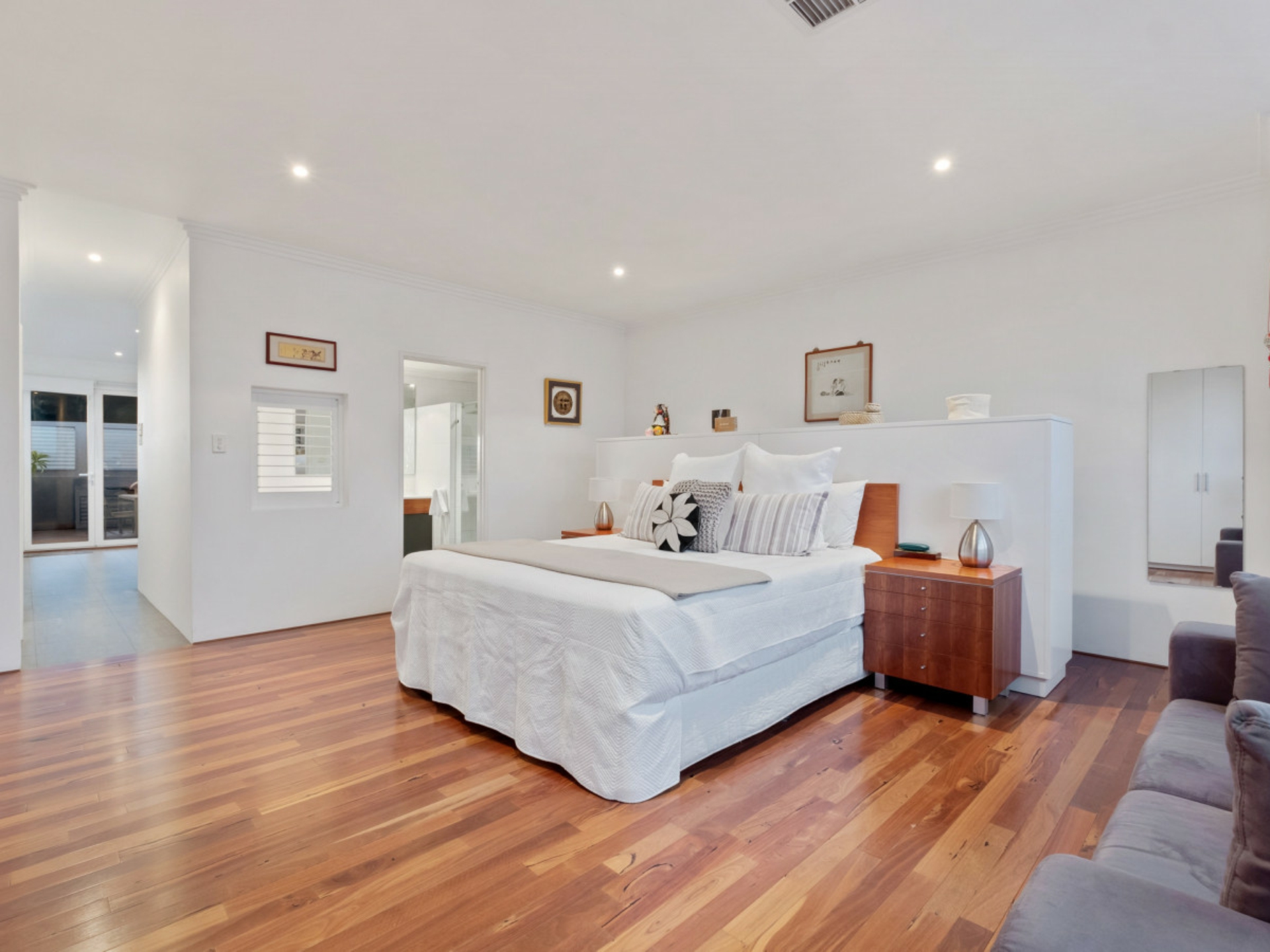 247 Lake Street, PERTH