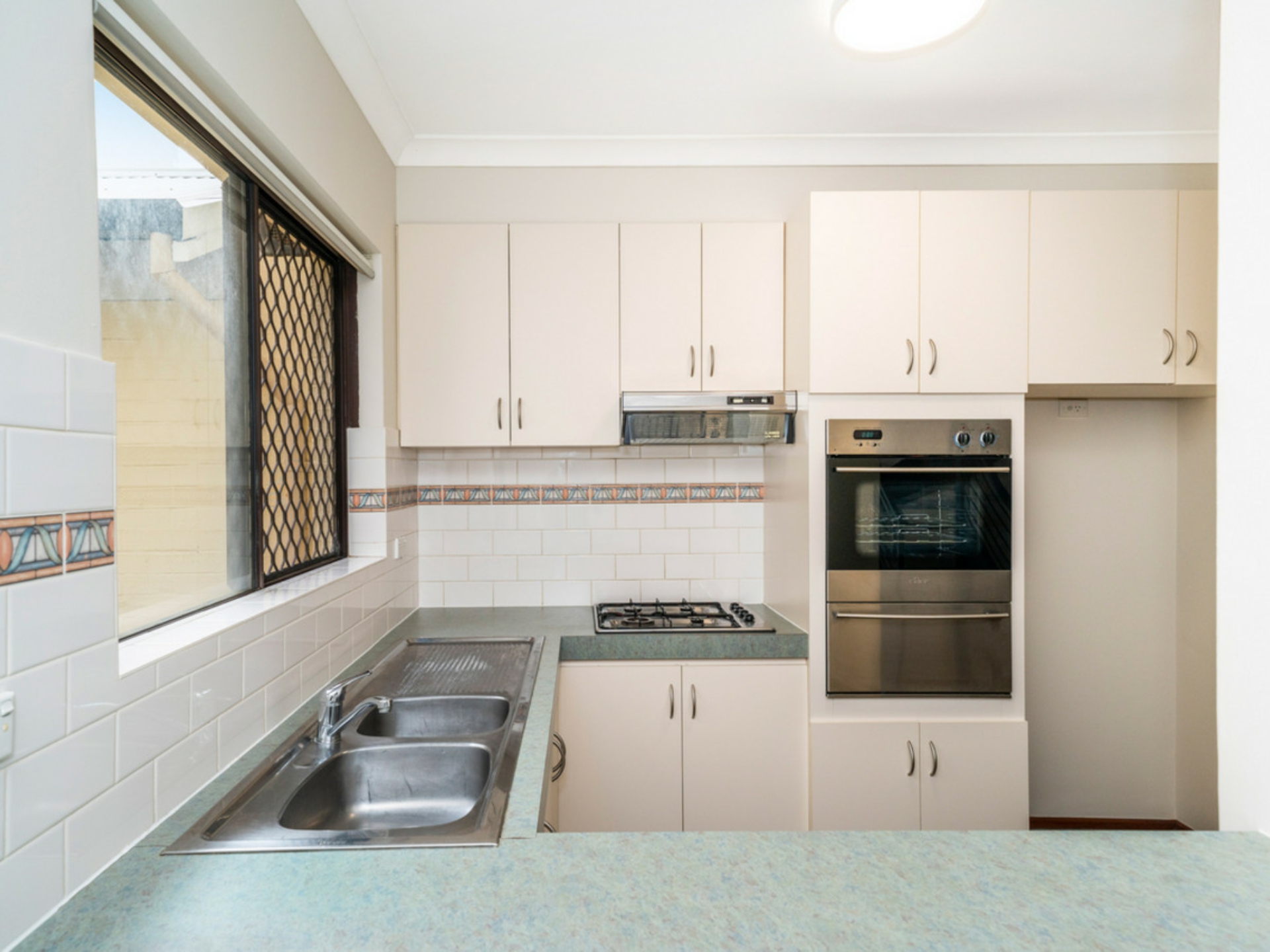 12/57-59 Third Avenue, MOUNT LAWLEY