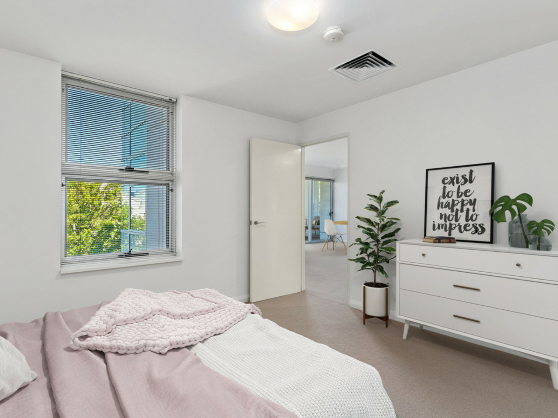 18/1 Henry Lawson Walk, EAST PERTH