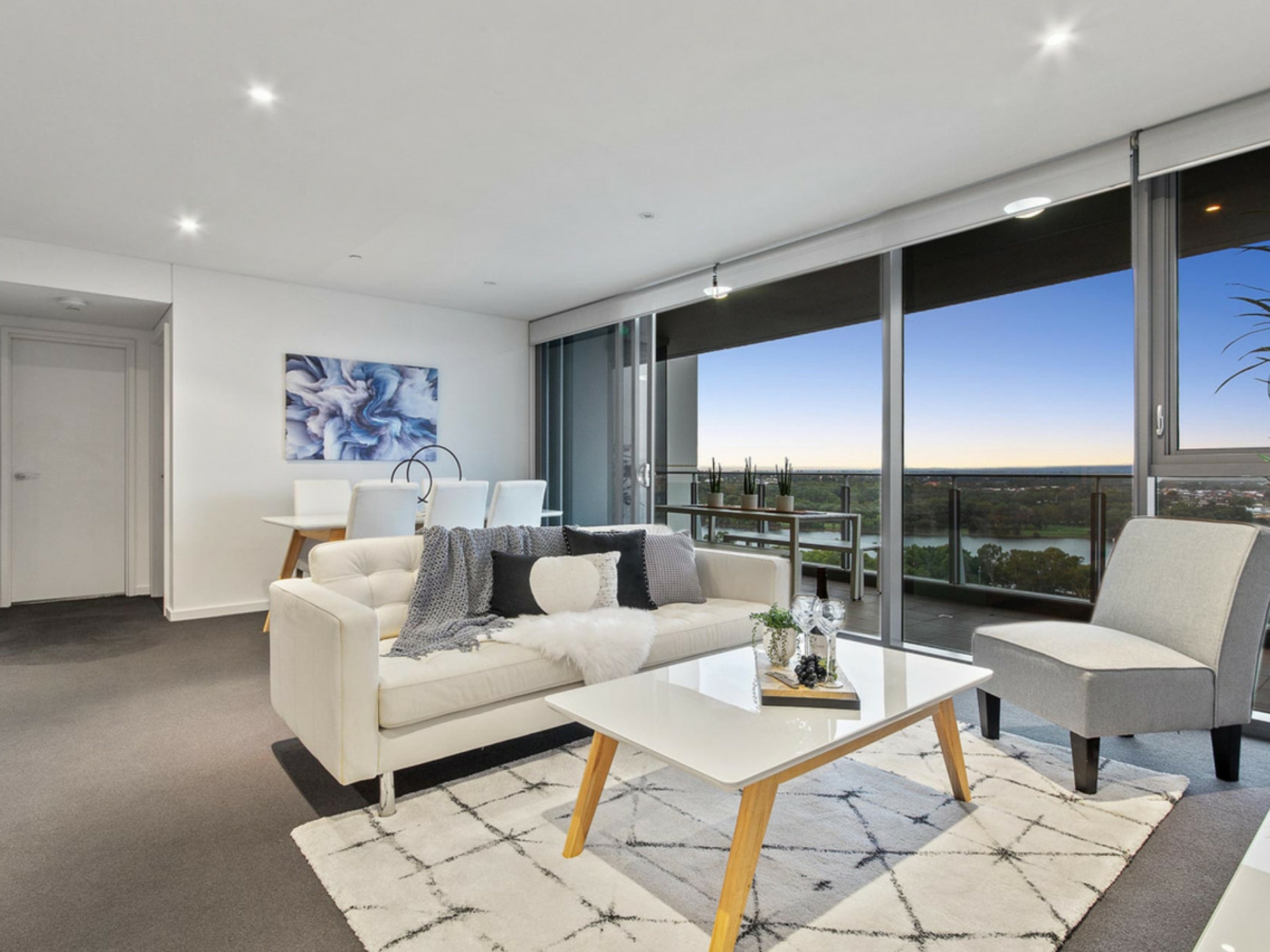 1307/96 Bow River Crescent, BURSWOOD