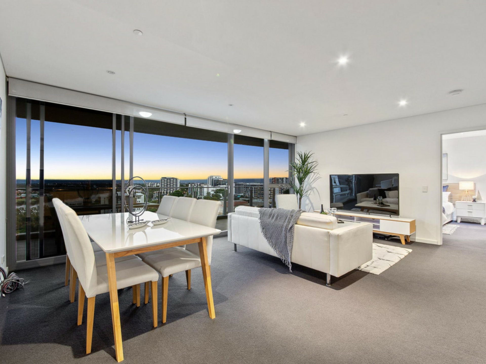 1307/96 Bow River Crescent, BURSWOOD
