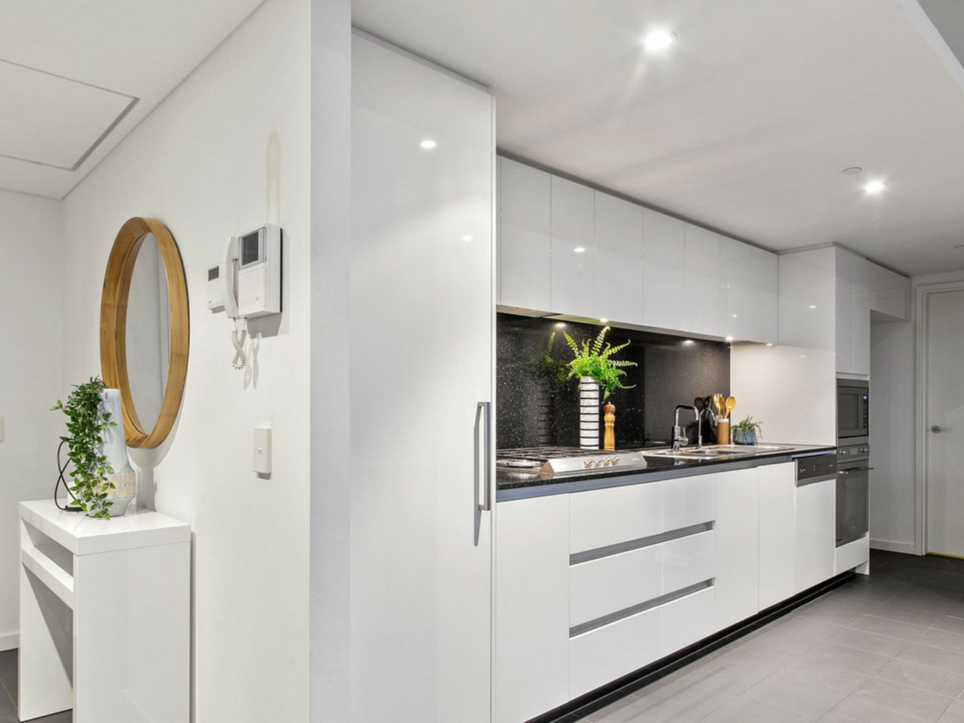 1307/96 Bow River Crescent, BURSWOOD