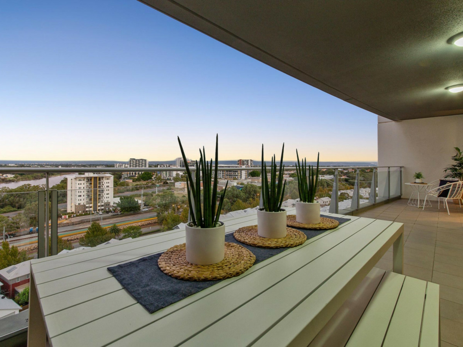 1307/96 Bow River Crescent, BURSWOOD