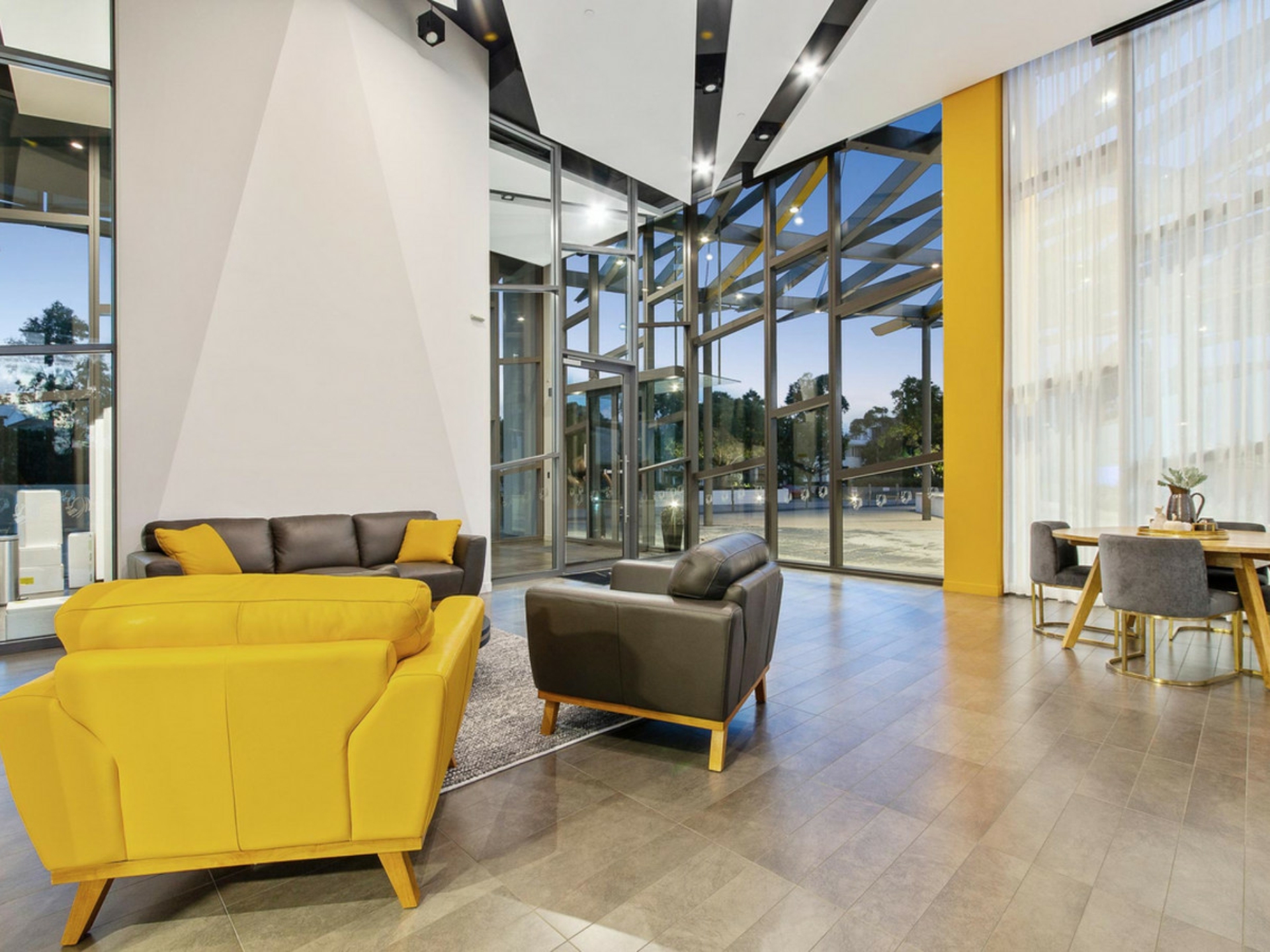 1307/96 Bow River Crescent, BURSWOOD