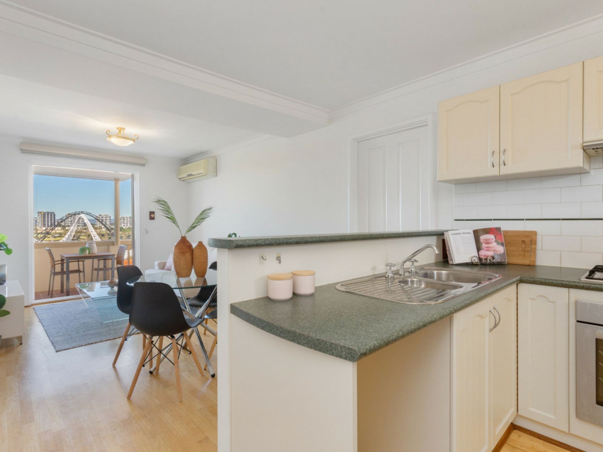 56/22 Nile Street, East Perth