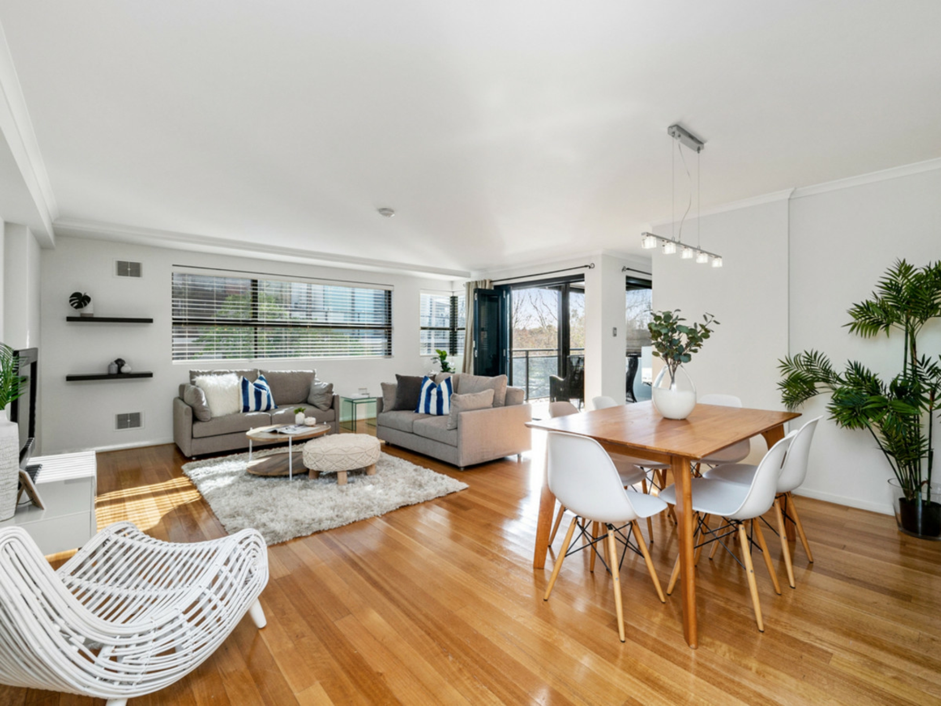 10/82 Royal Street, East Perth