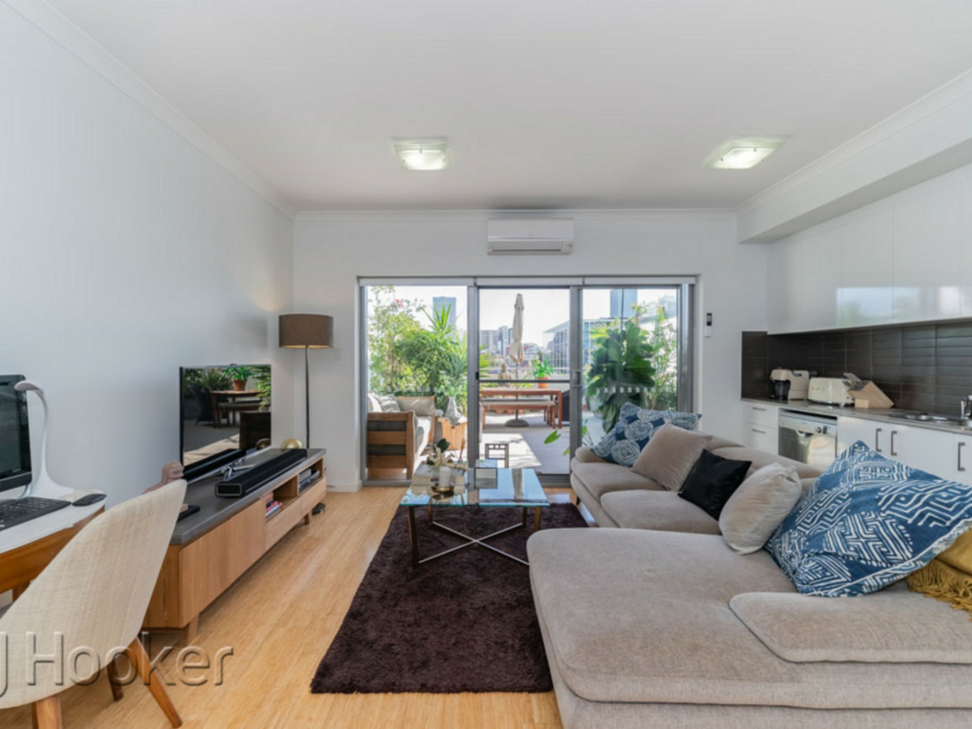 18/33 Newcastle Street, PERTH