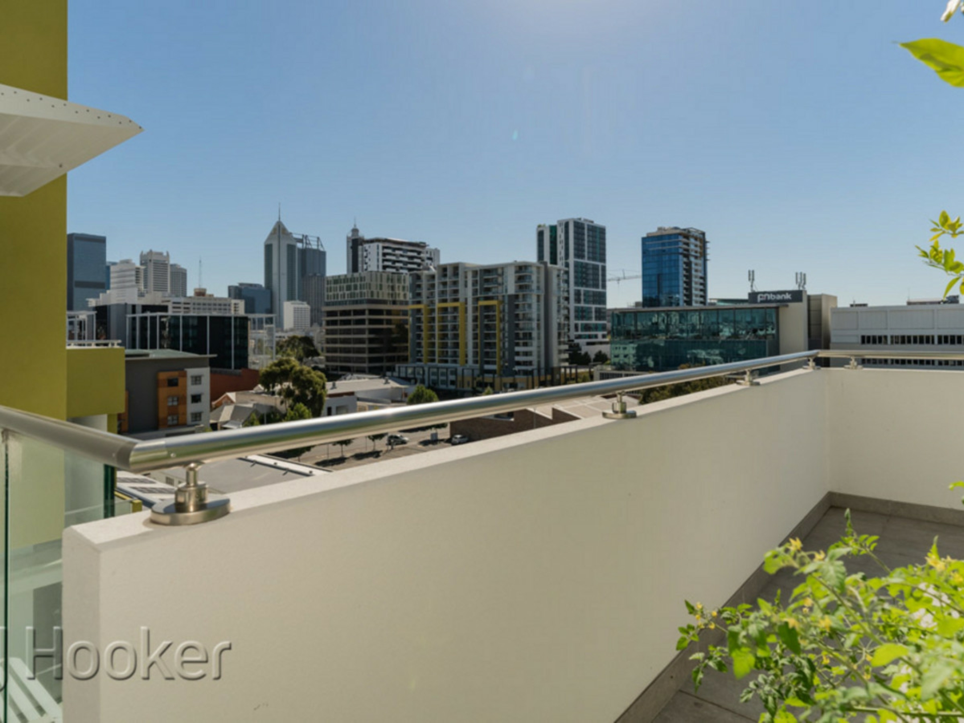 18/33 Newcastle Street, PERTH