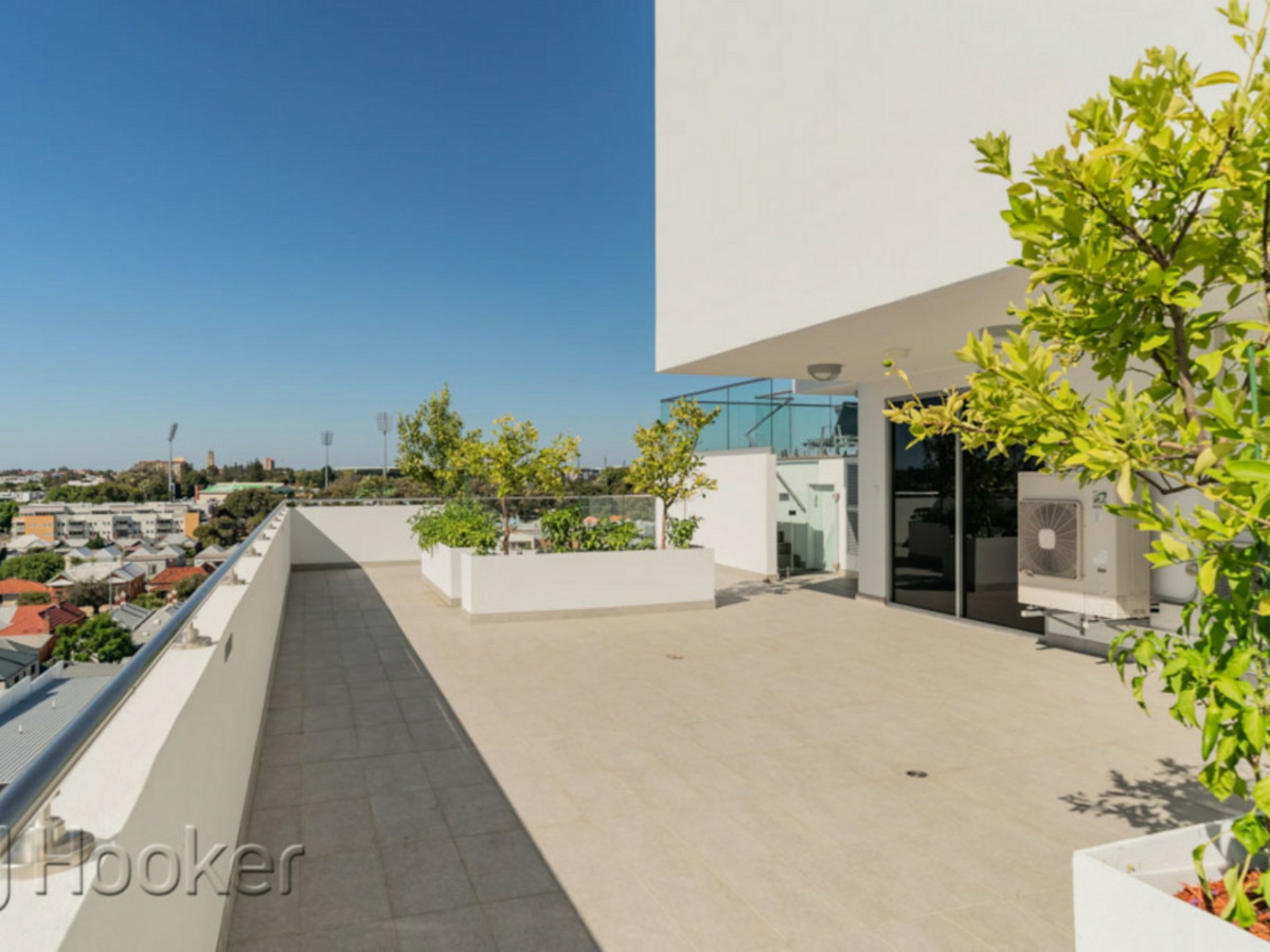 18/33 Newcastle Street, PERTH