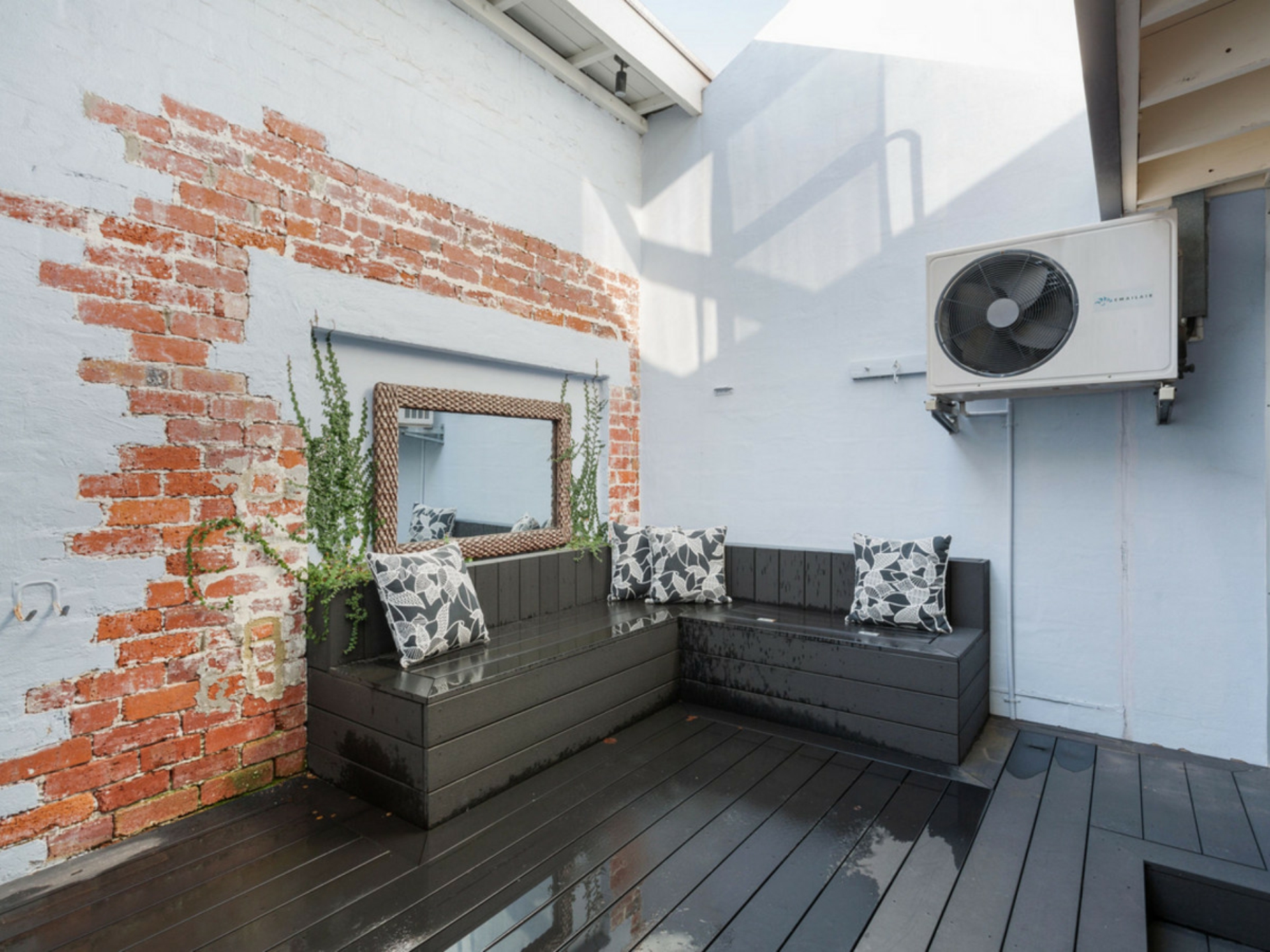 8 Little Saunders Street, EAST PERTH