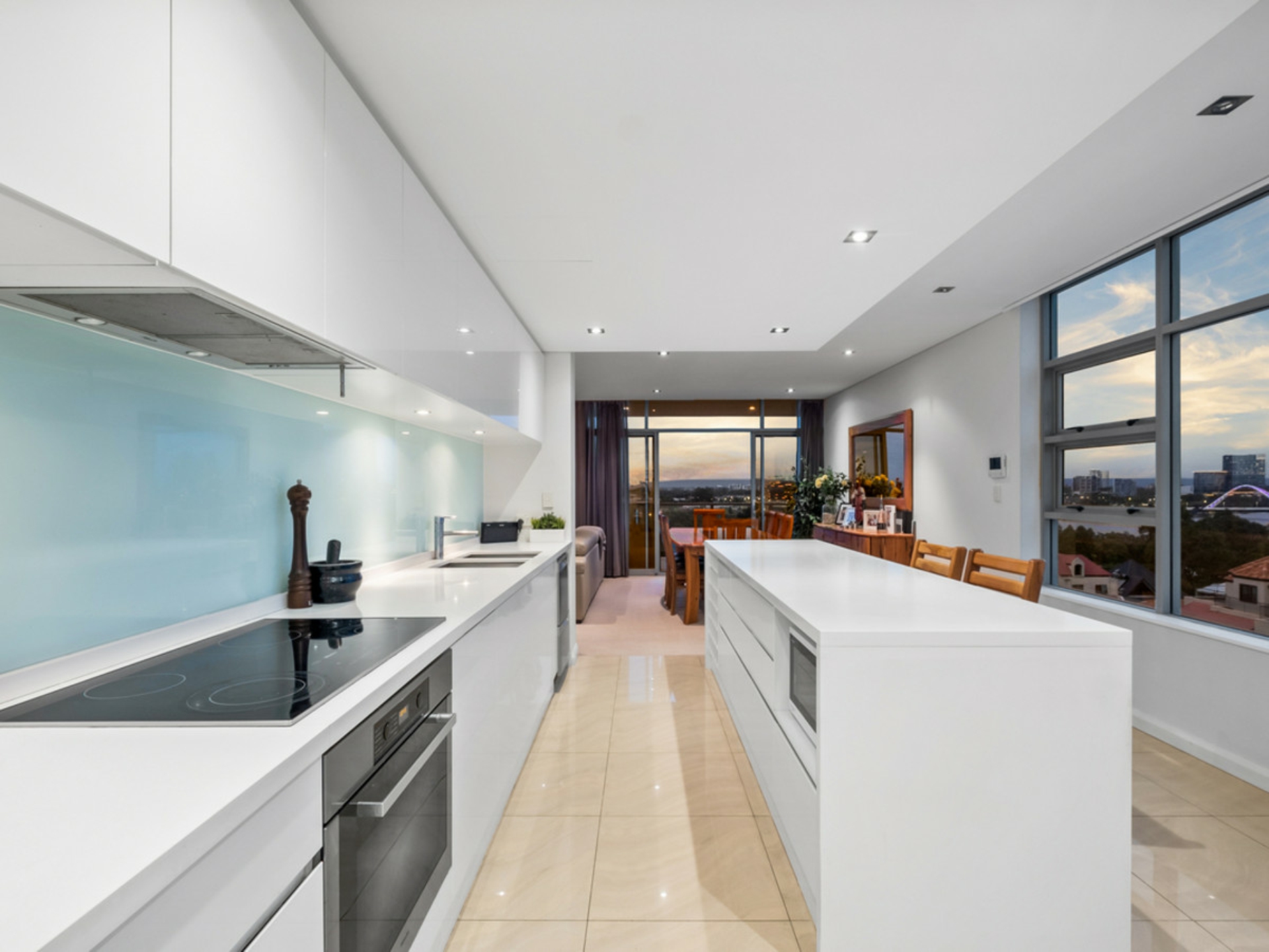 11/47 Tully Road, EAST PERTH
