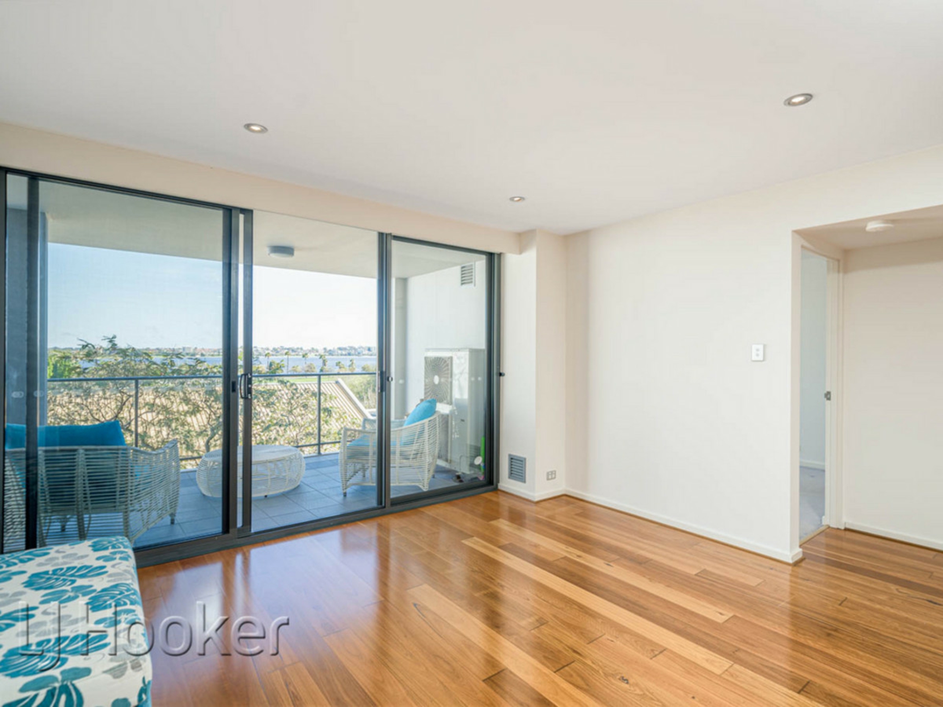 10/18 Plain Street, EAST PERTH