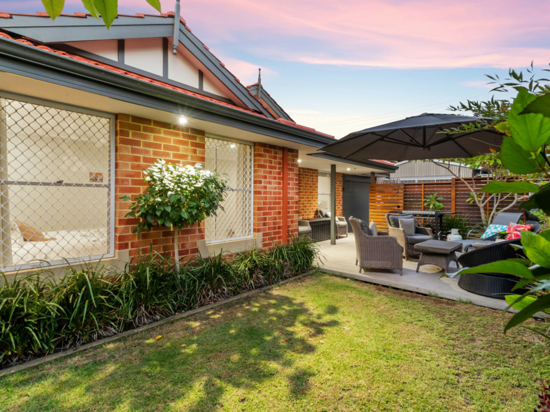 30 Eleventh Avenue, Inglewood
