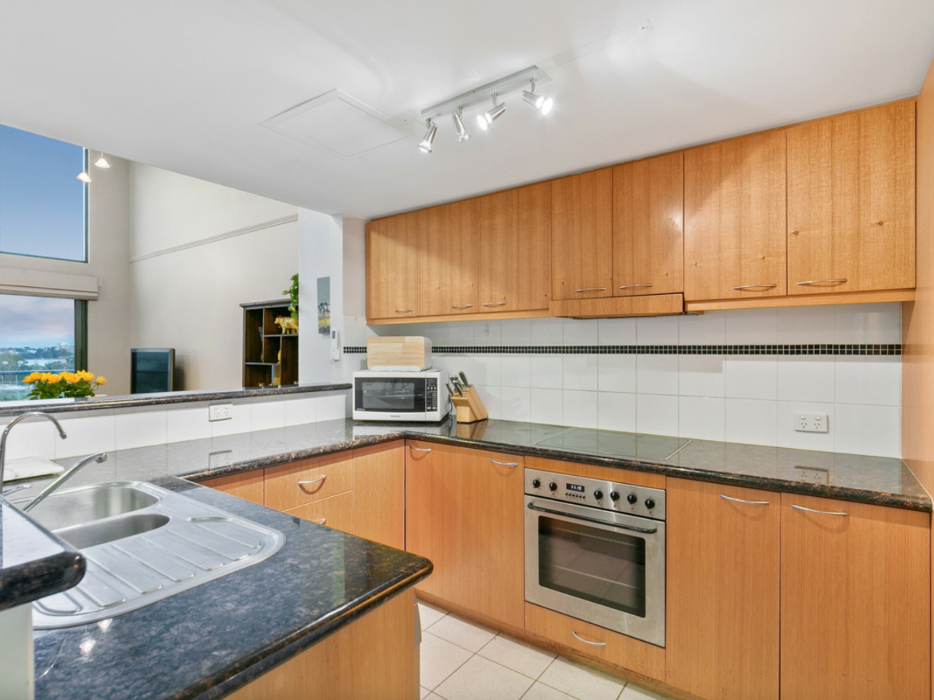 41/122 Mounts Bay Road, PERTH