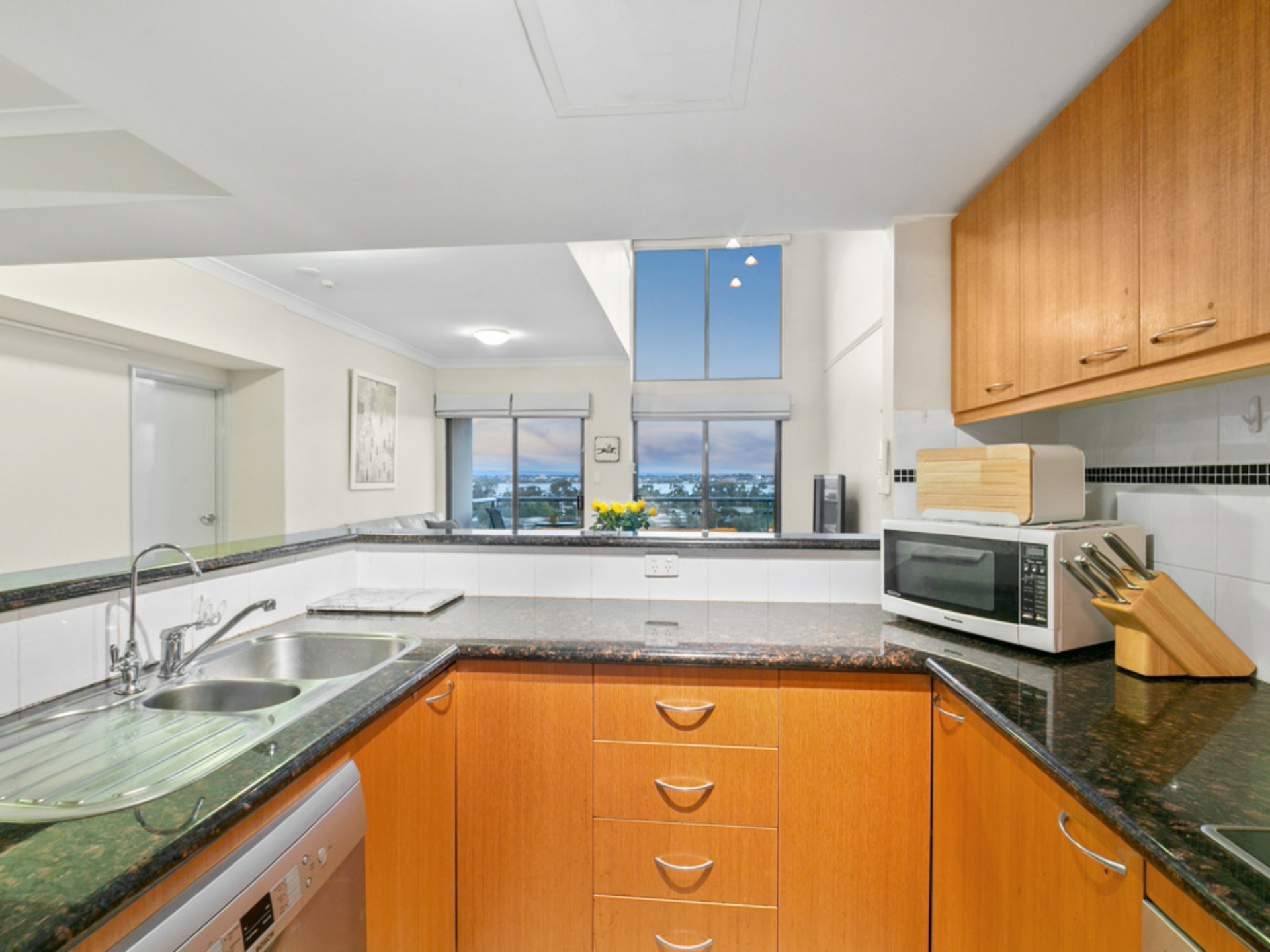 41/122 Mounts Bay Road, PERTH