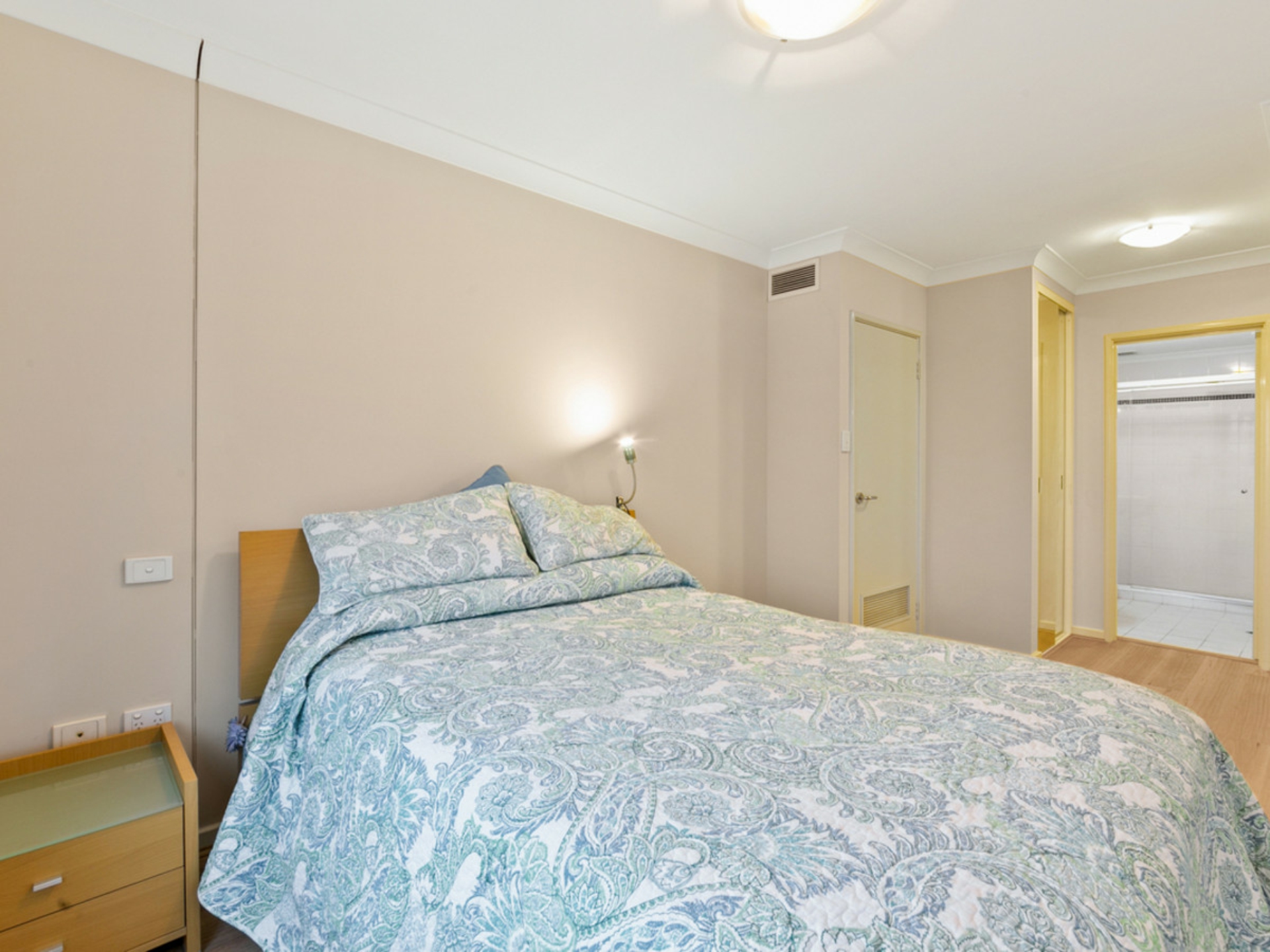 41/122 Mounts Bay Road, PERTH